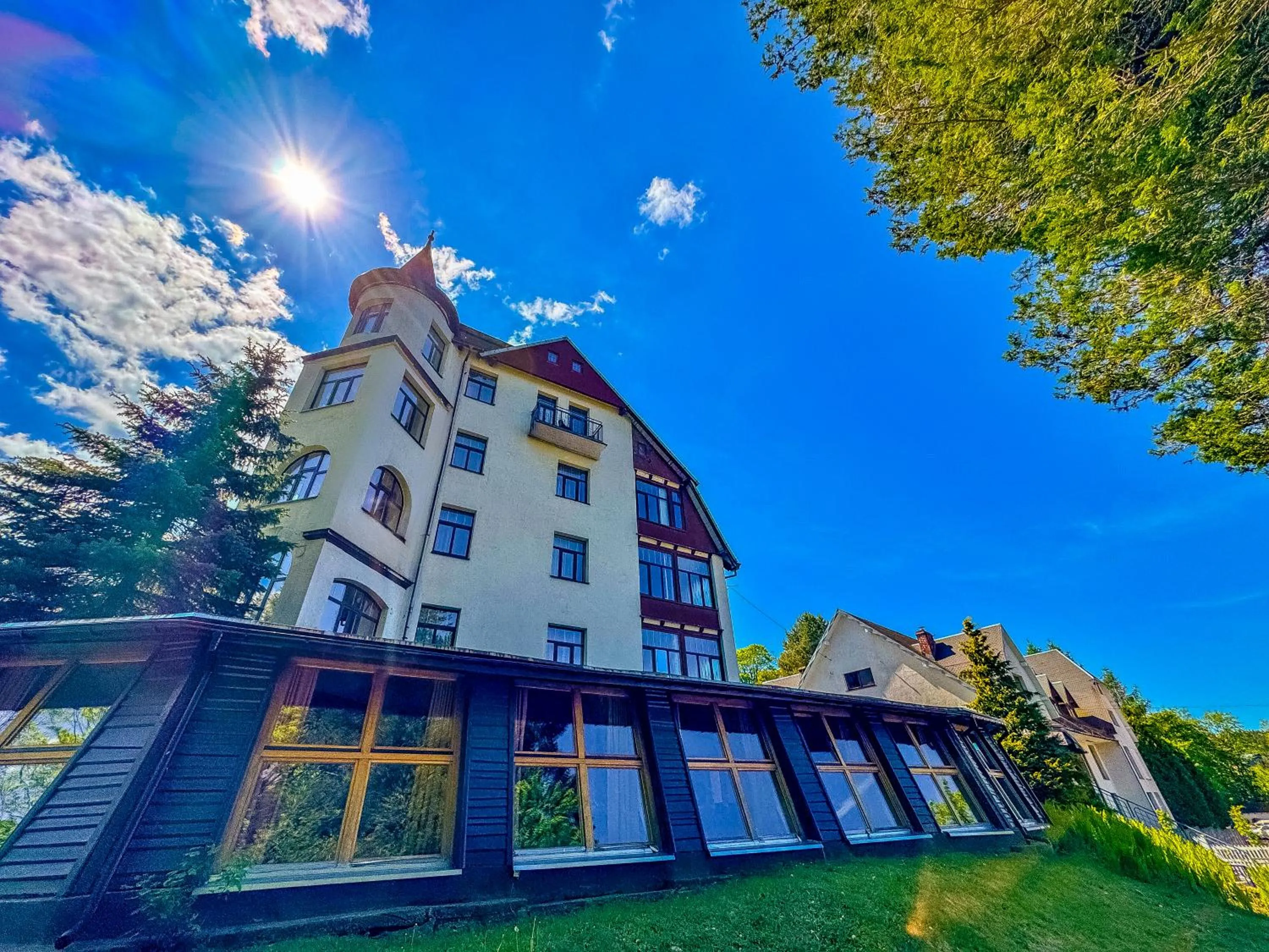 Property building in Perła Świeradowa