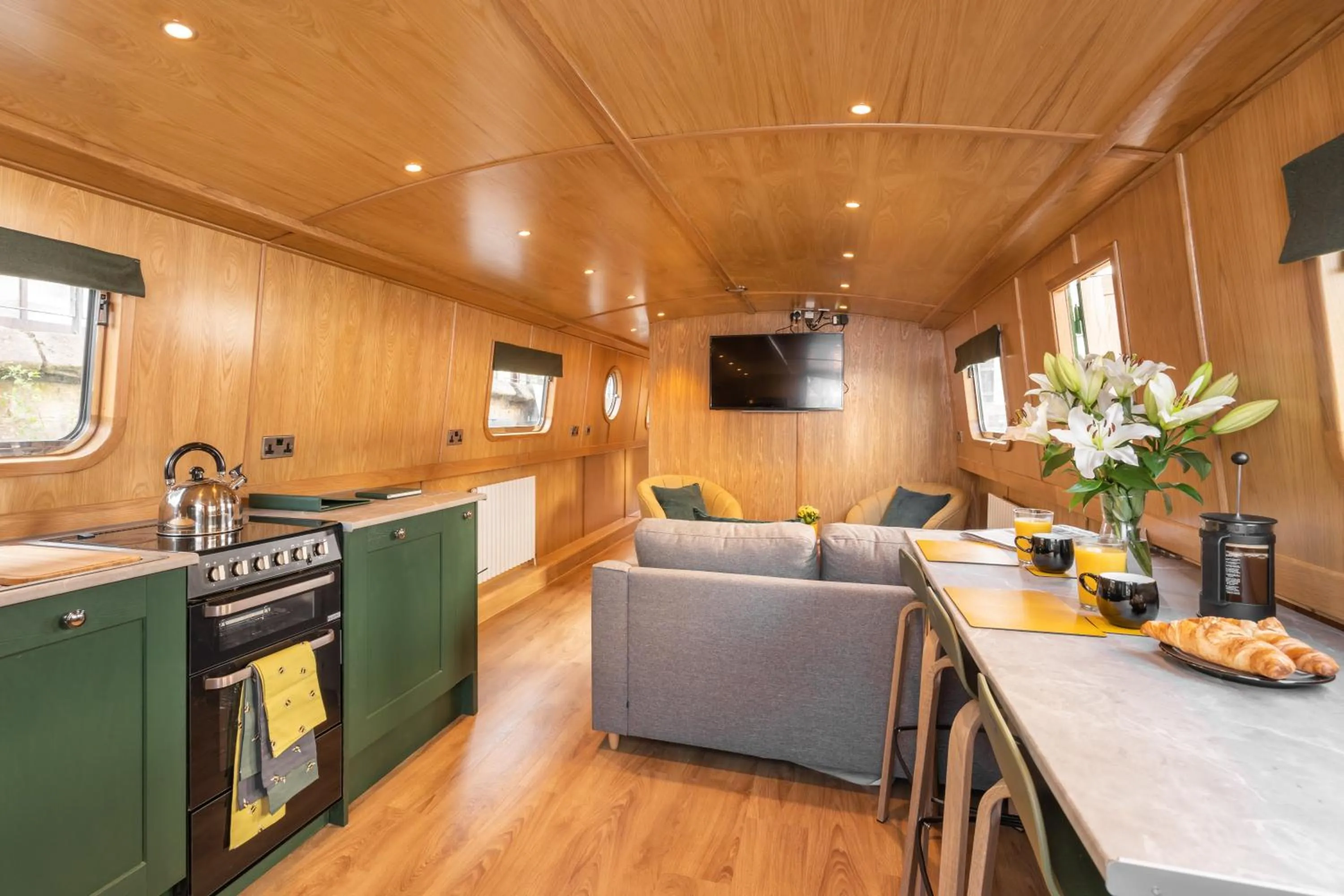 Living room in Edinburgh - Houseboats
