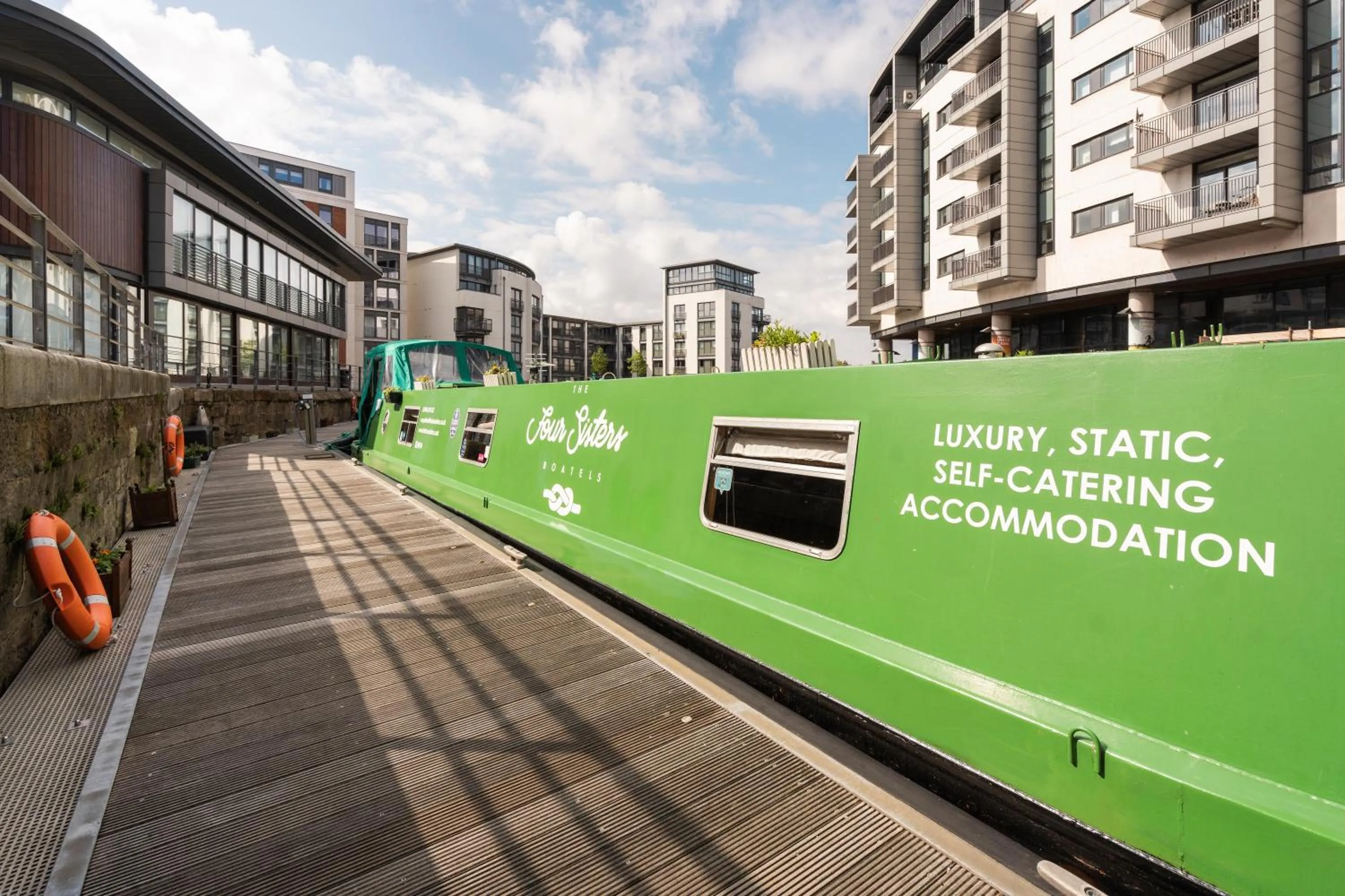 Garden in Edinburgh - Houseboats