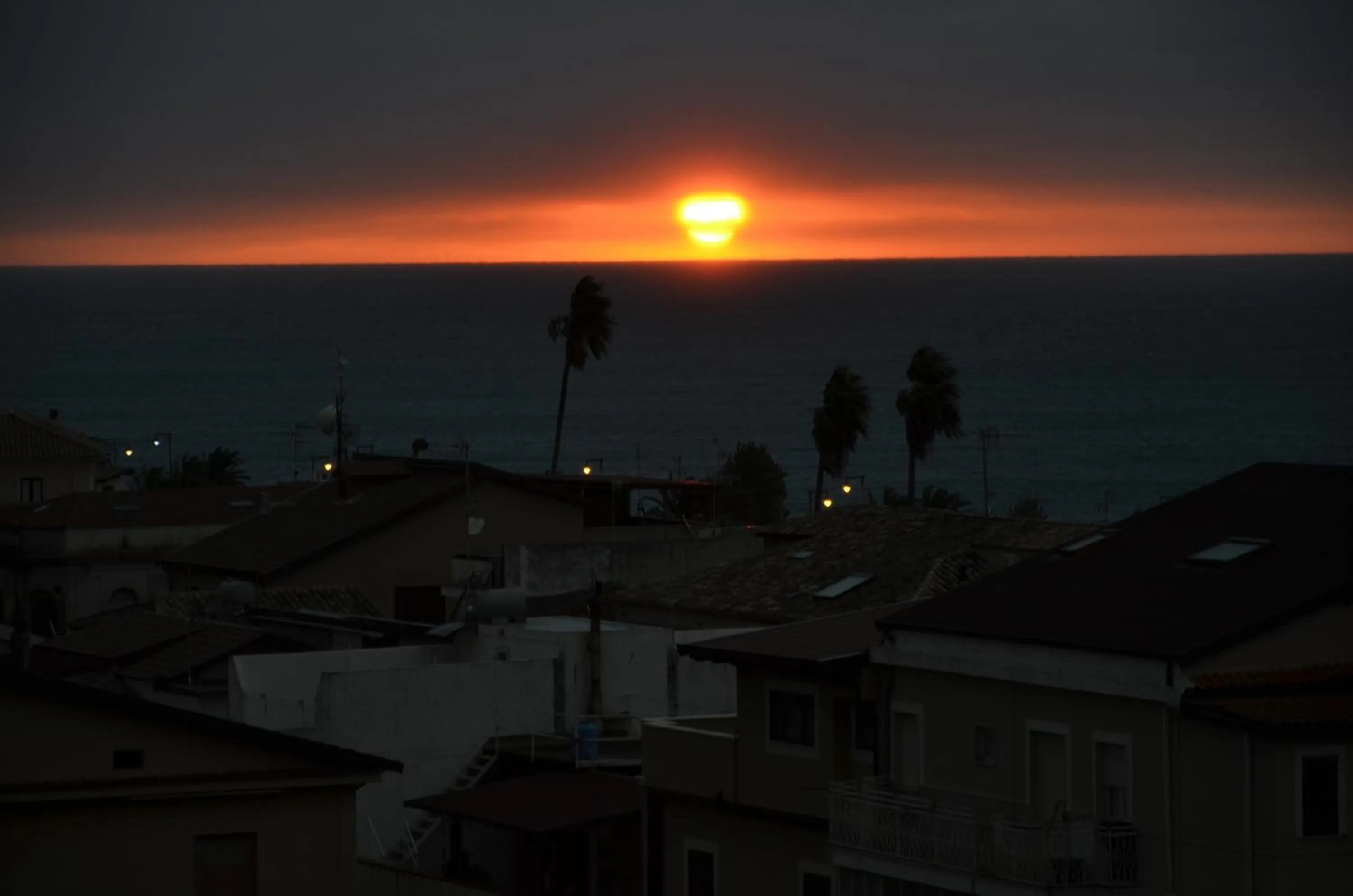 Photo of the whole room in Hotel Mediterraneo