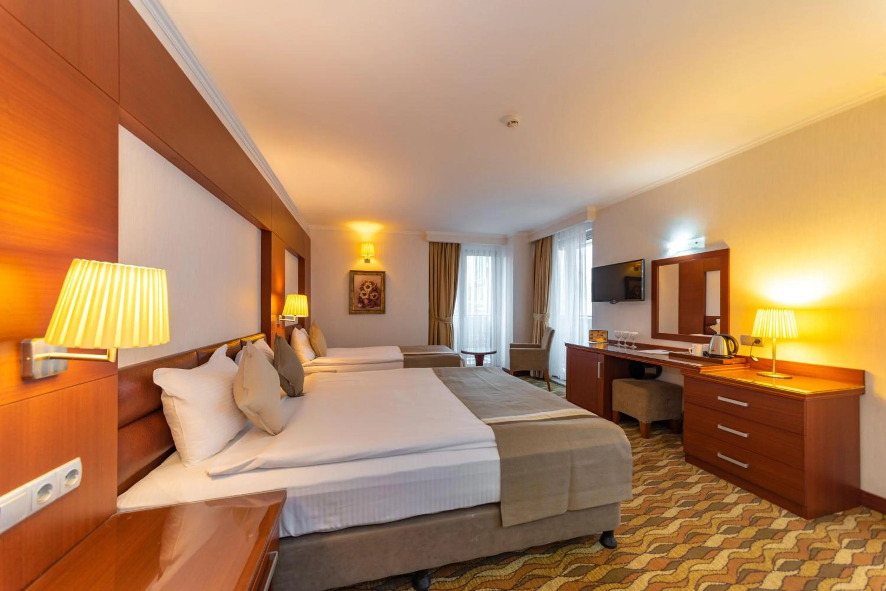 Photo of the whole room, Bed in Vicenza Hotel Istanbul Old City