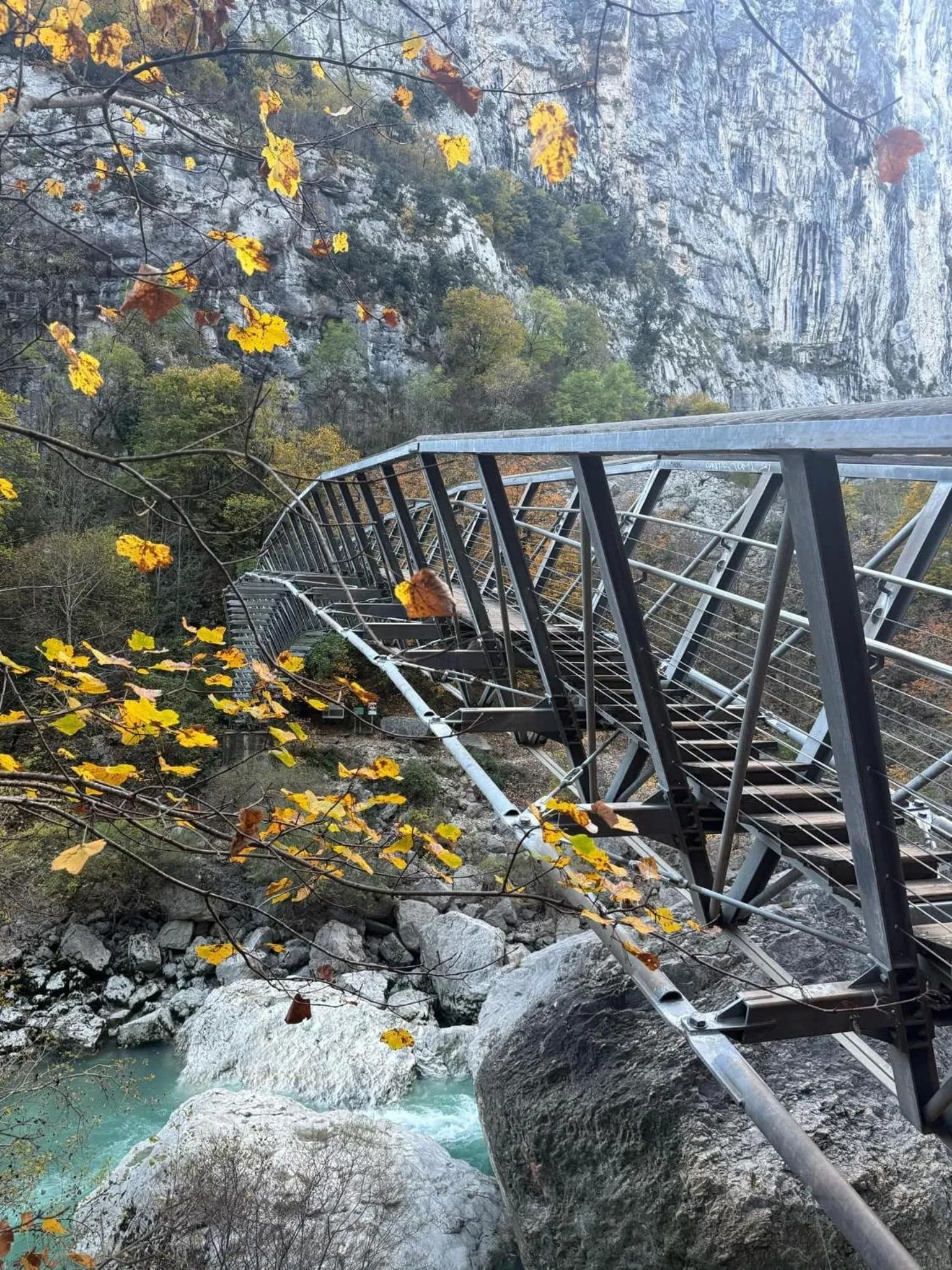 HUMAN HOTEL RESTAURANT Park