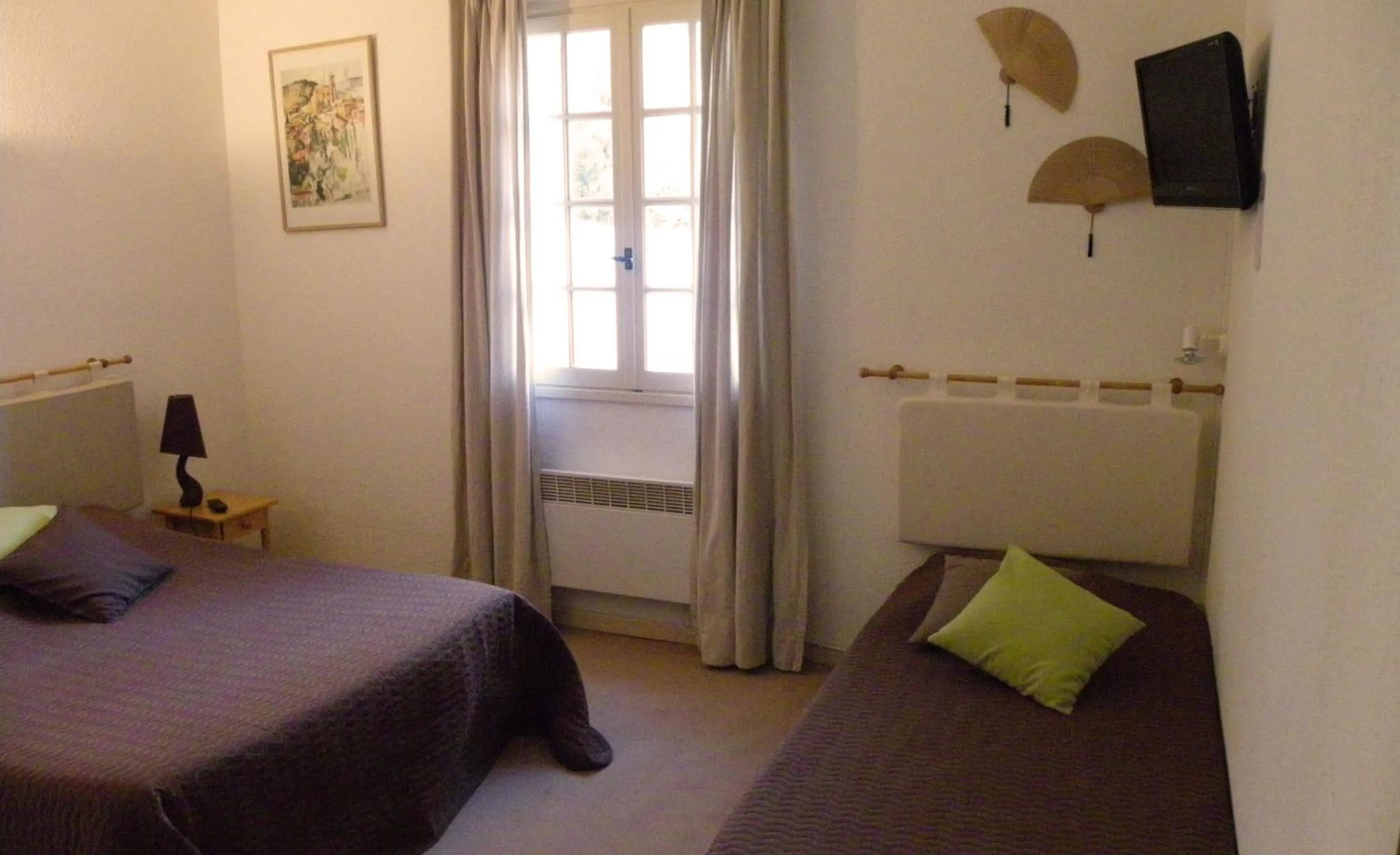 Bedroom, Bed in HUMAN HOTEL RESTAURANT Park