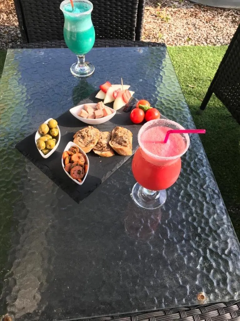 HUMAN HOTEL RESTAURANT Park