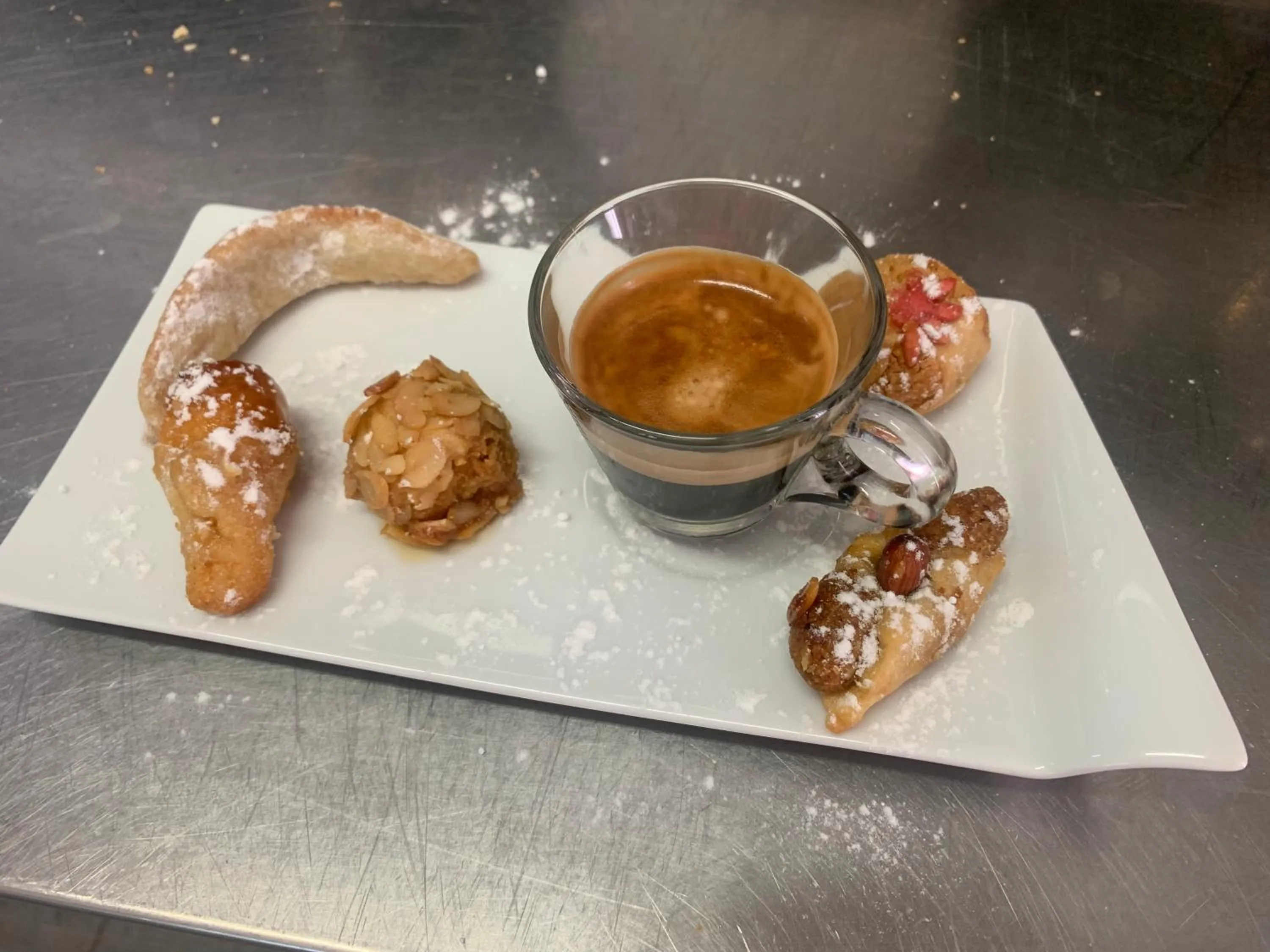 HUMAN HOTEL RESTAURANT Park