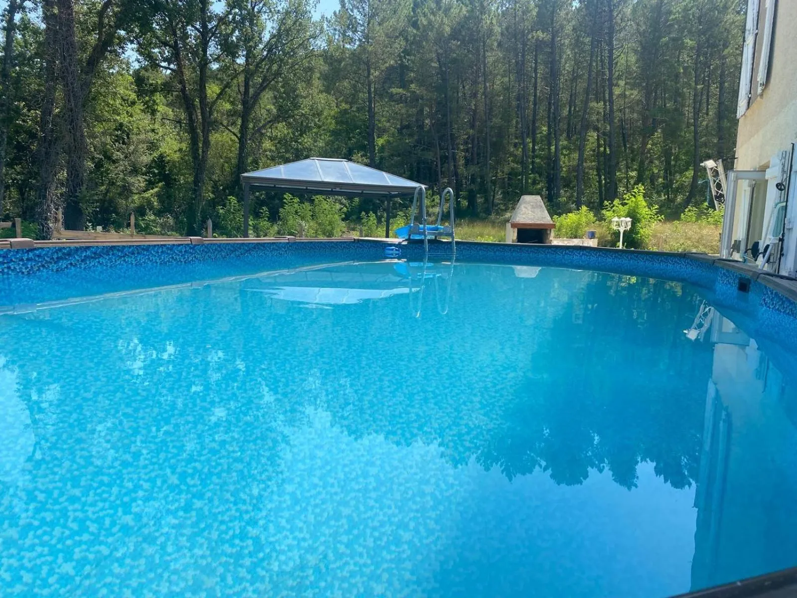 Garden in HUMAN HOTEL RESTAURANT Park