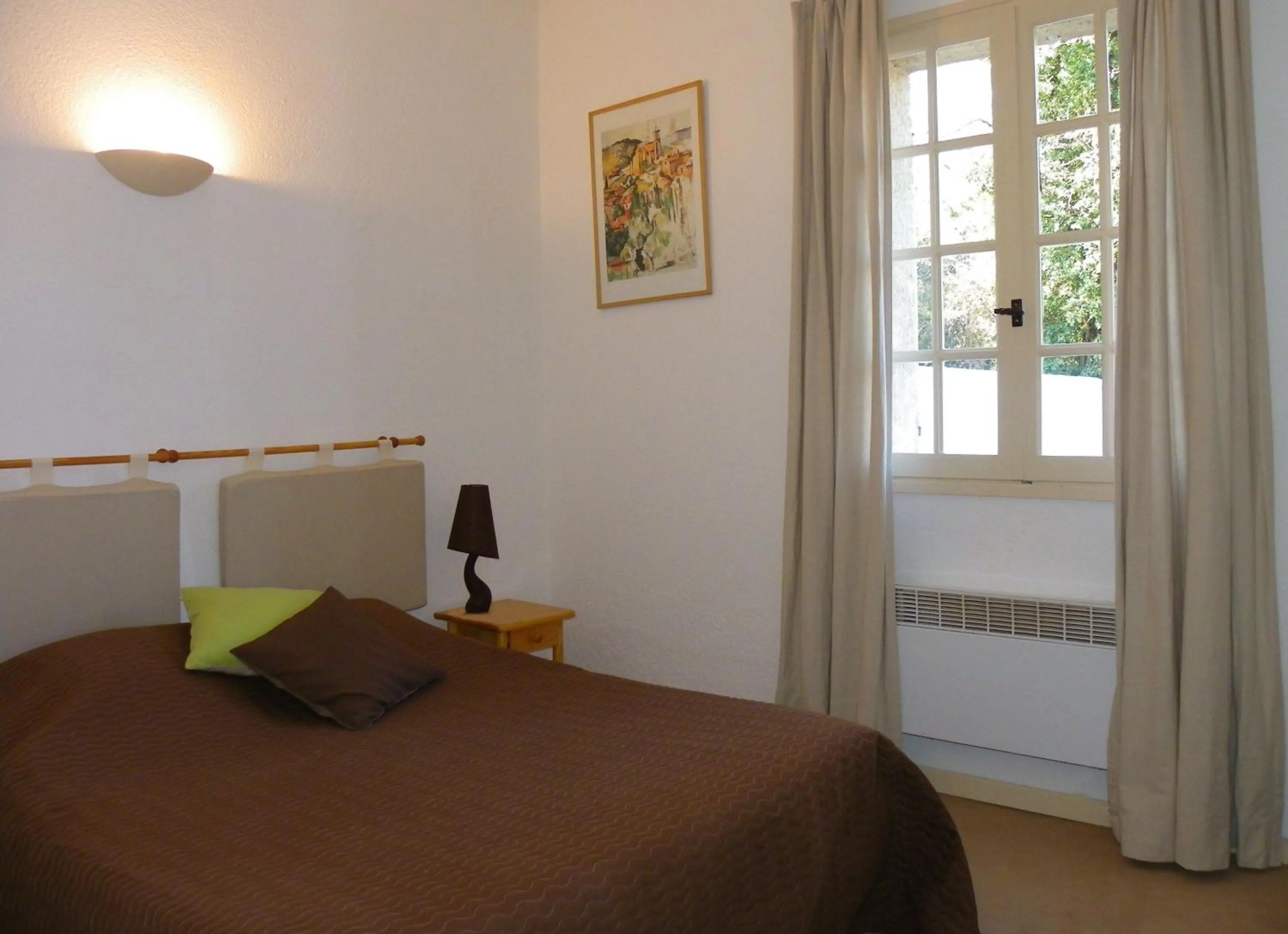 Bedroom, Bed in HUMAN HOTEL RESTAURANT Park