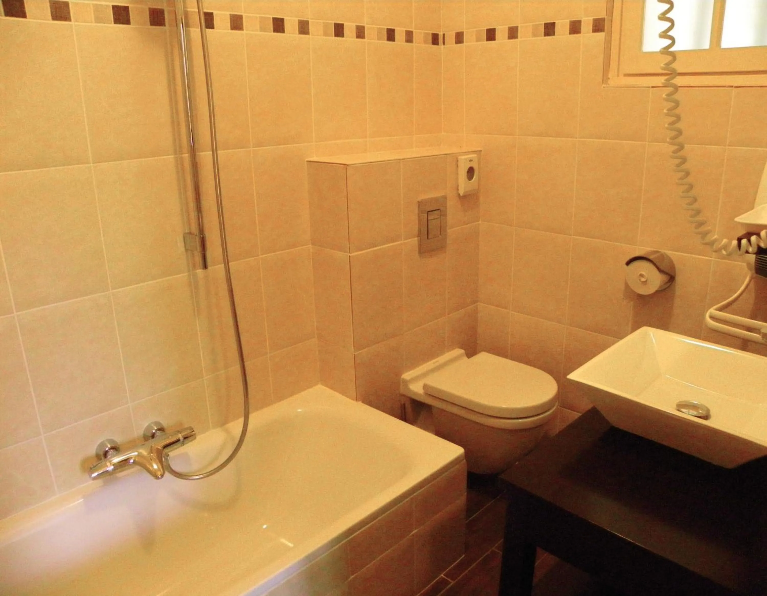 Bathroom in HUMAN HOTEL RESTAURANT Park