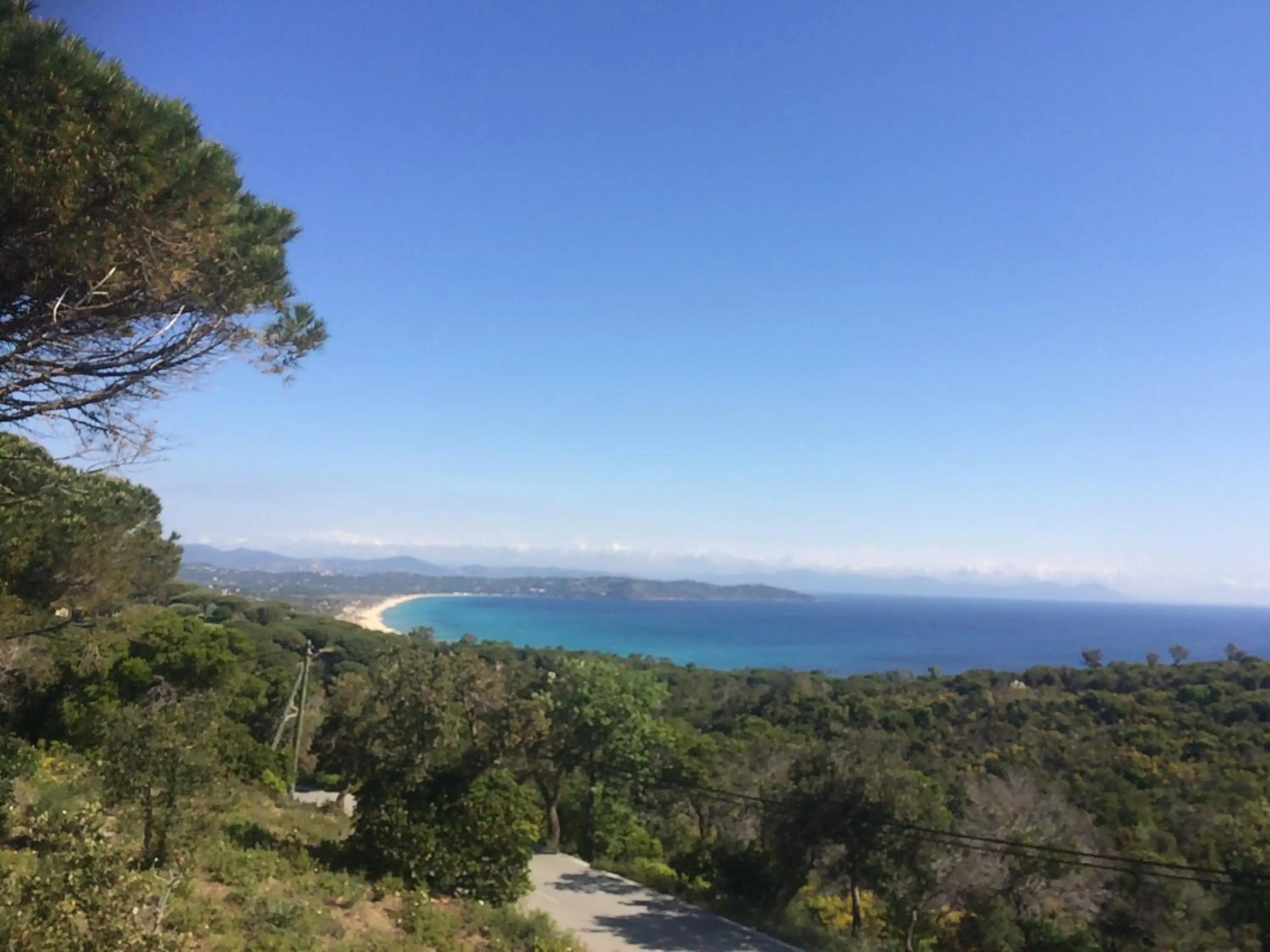 Hiking in Clos des Vignes Pampelonne Vineyard