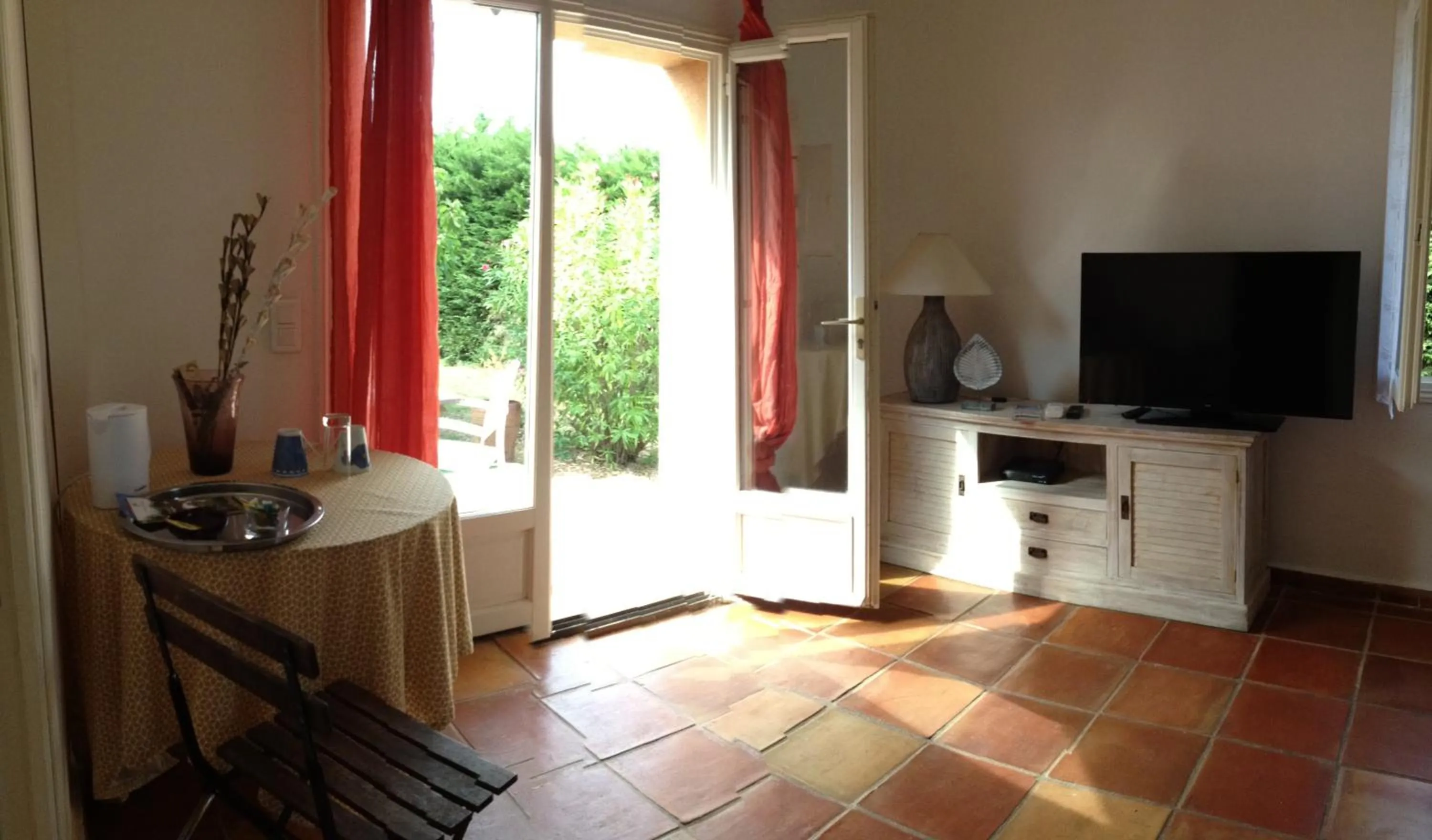 Coffee/tea facilities in Clos des Vignes Pampelonne Vineyard