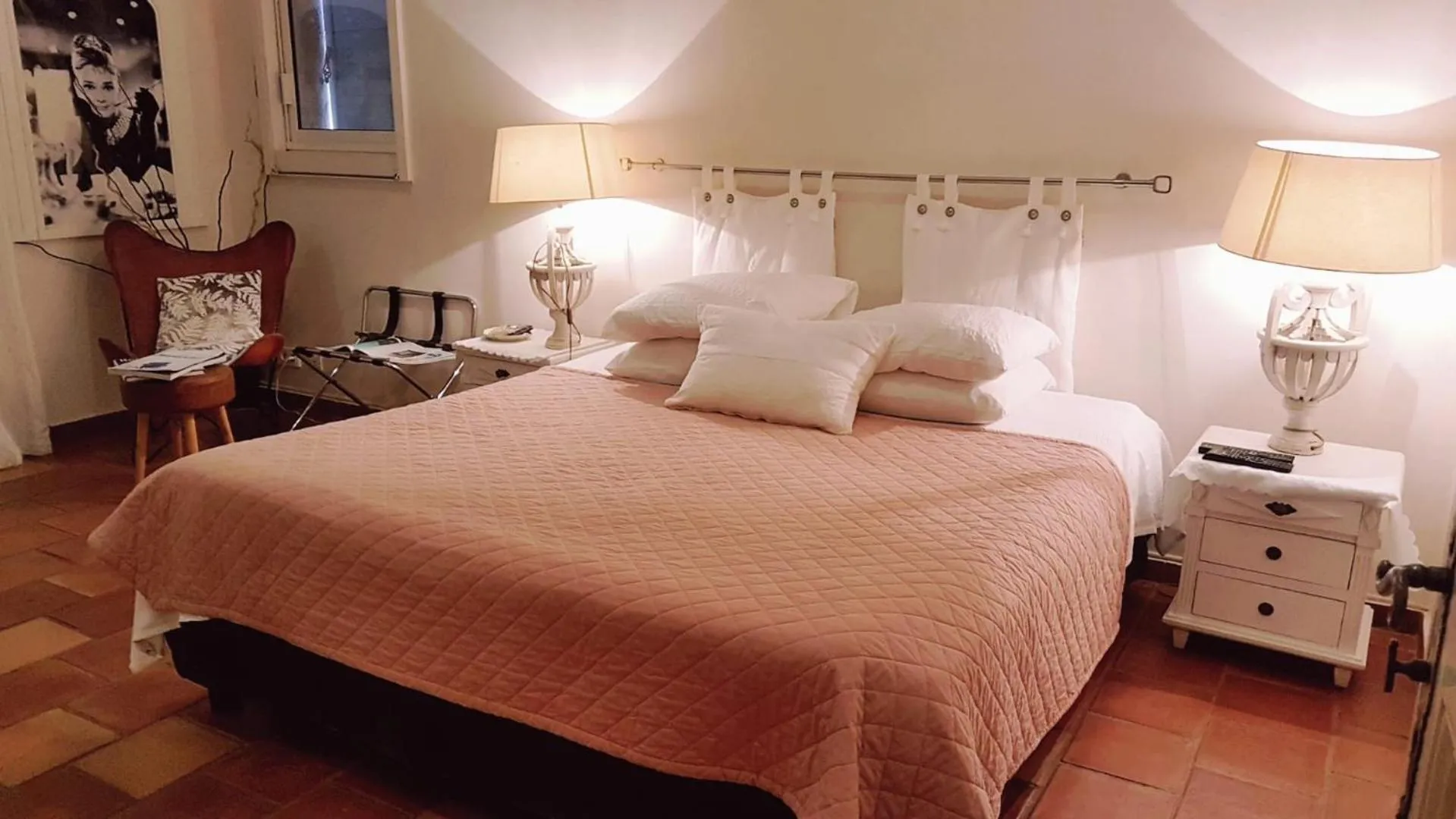 Bed in Clos des Vignes Pampelonne Vineyard