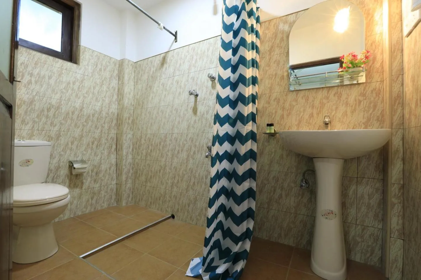 Photo of the whole room, Bathroom in Villa Ok