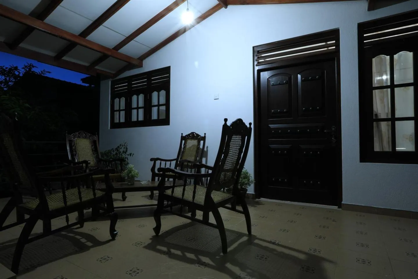 Photo of the whole room in Villa Ok