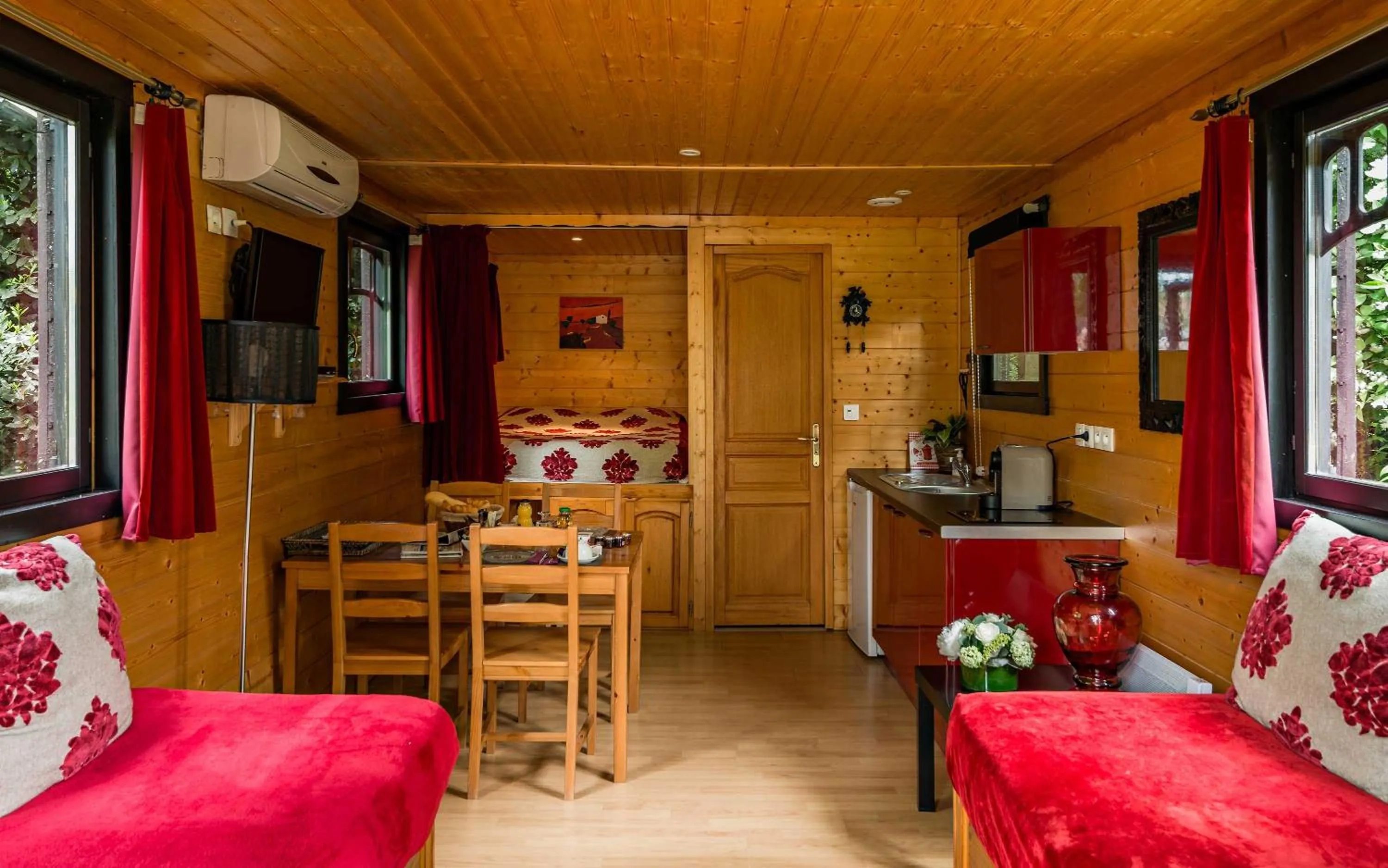 Dining area in Hôtel Quai des Pontis