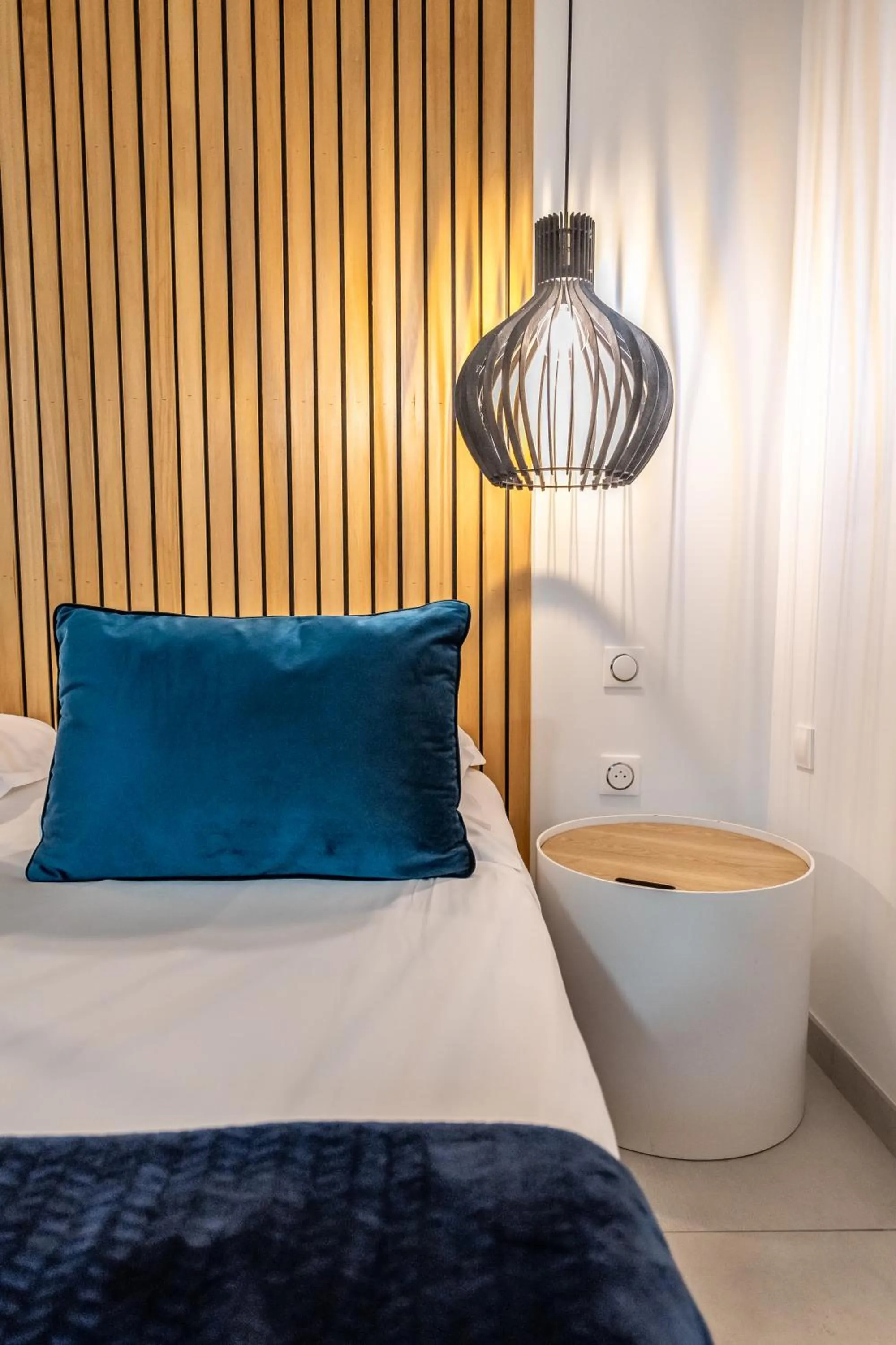 Bed in Hôtel Quai des Pontis