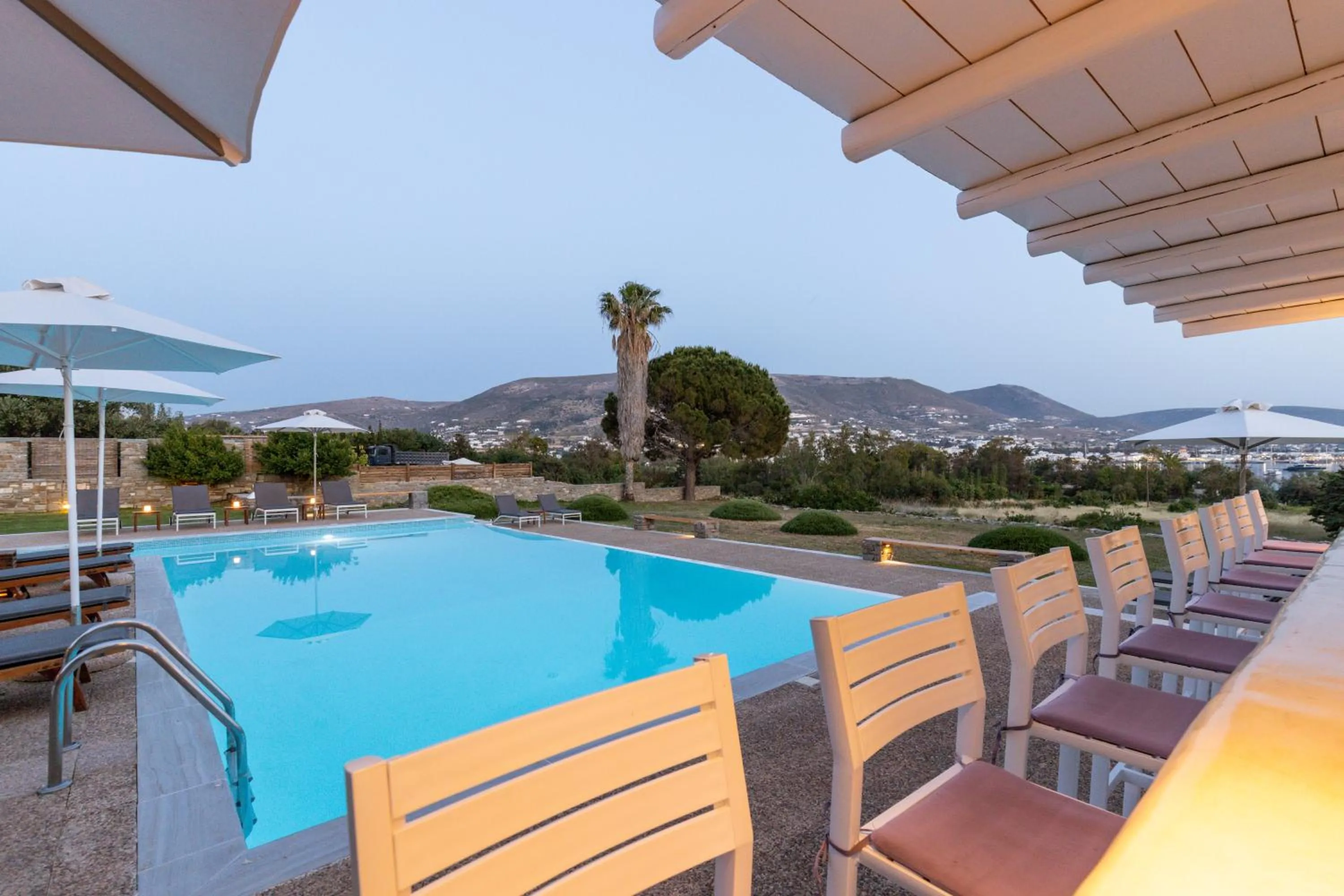 Swimming pool in Roses Beach