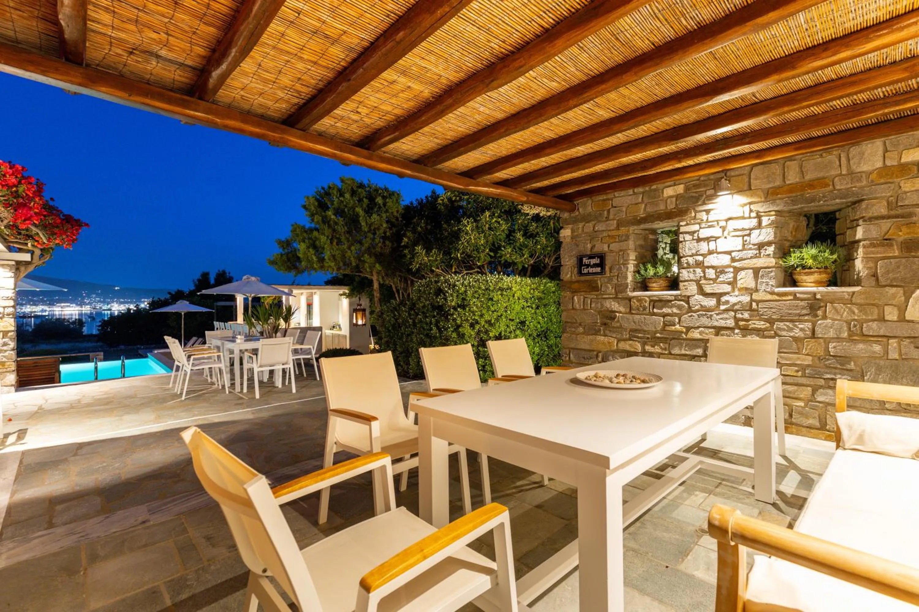 Patio in Roses Beach