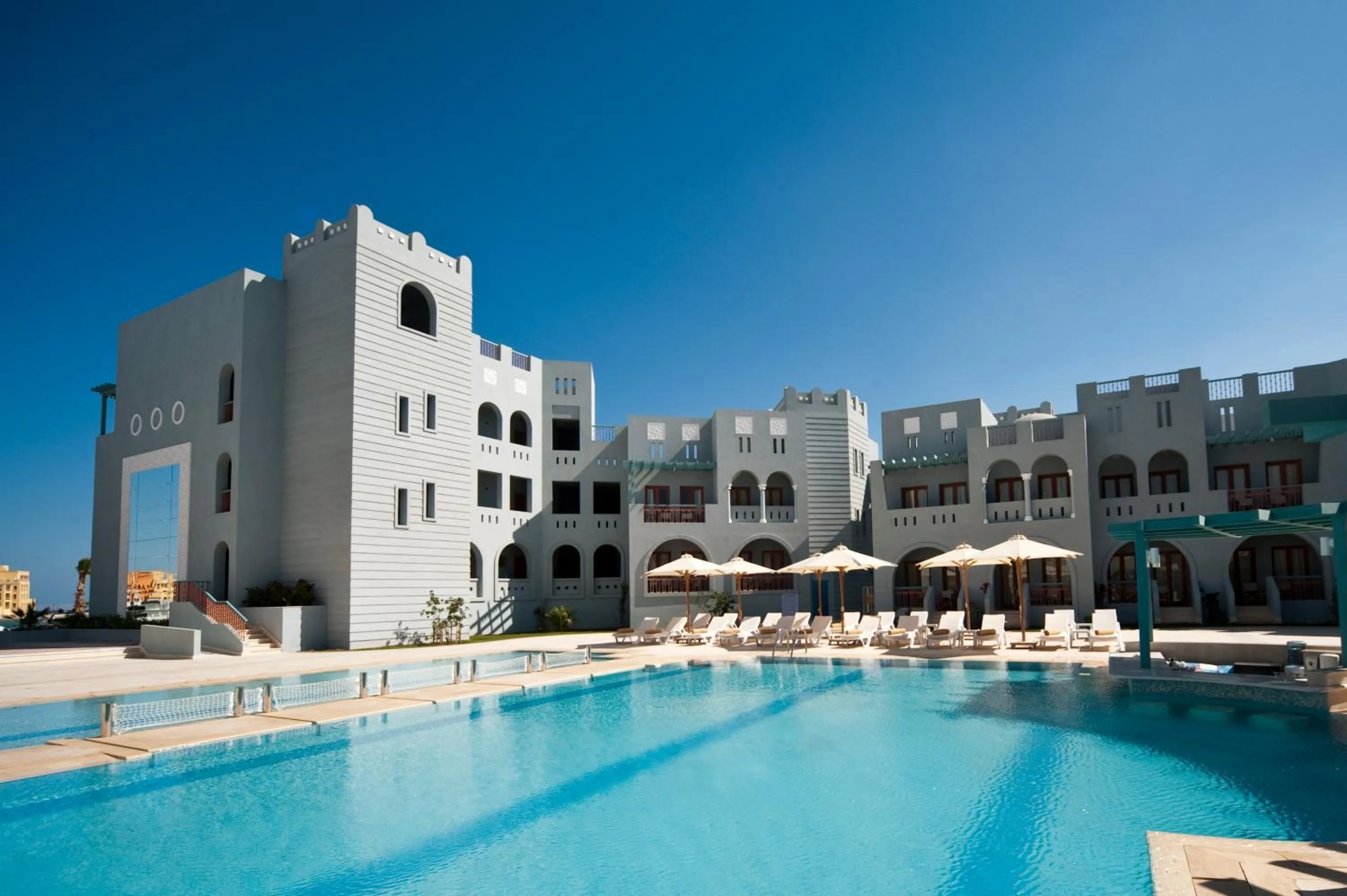 Swimming pool in Fanadir Hotel El Gouna