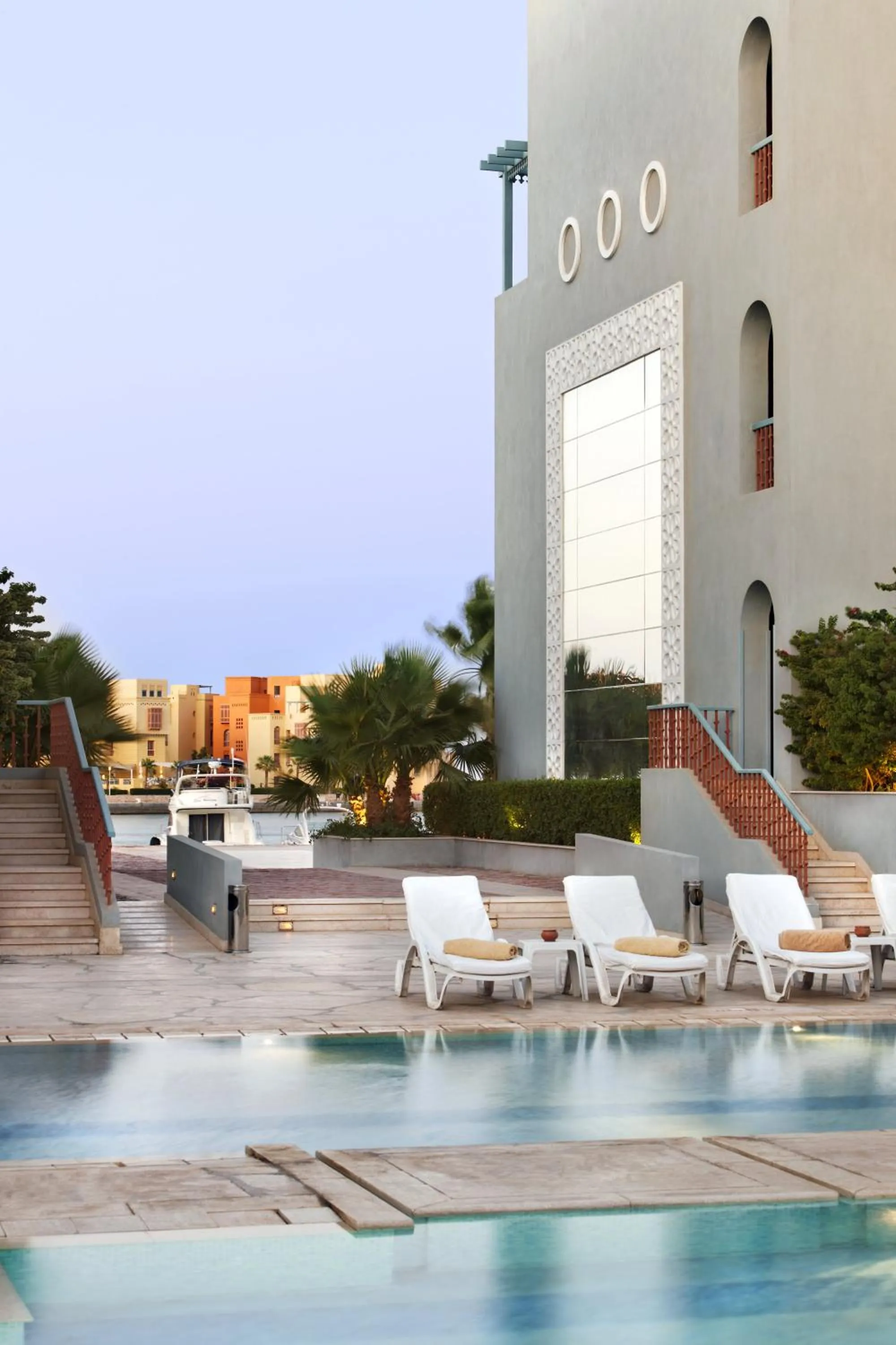 Swimming pool in Fanadir Hotel El Gouna