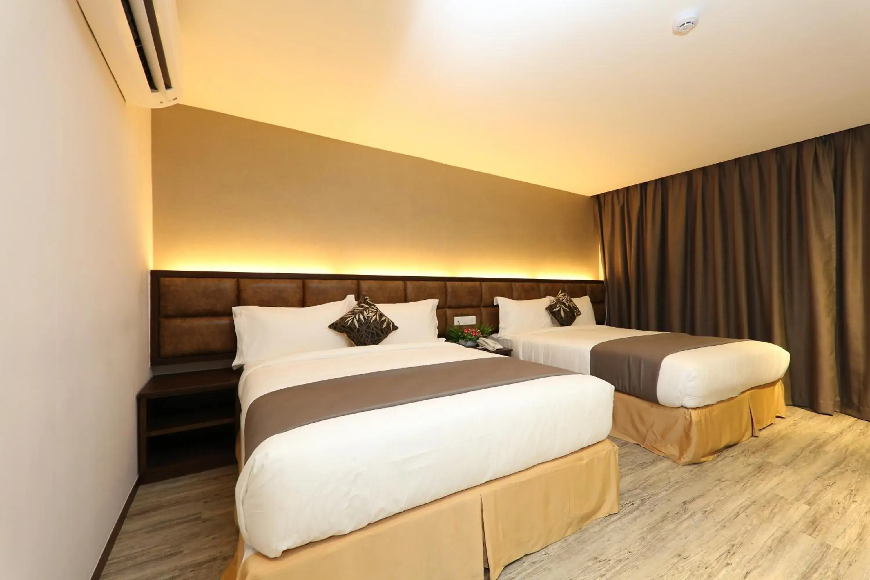 Deluxe Family Suite in M&M Hotel Deluxe Family Suite in M&M Hotel