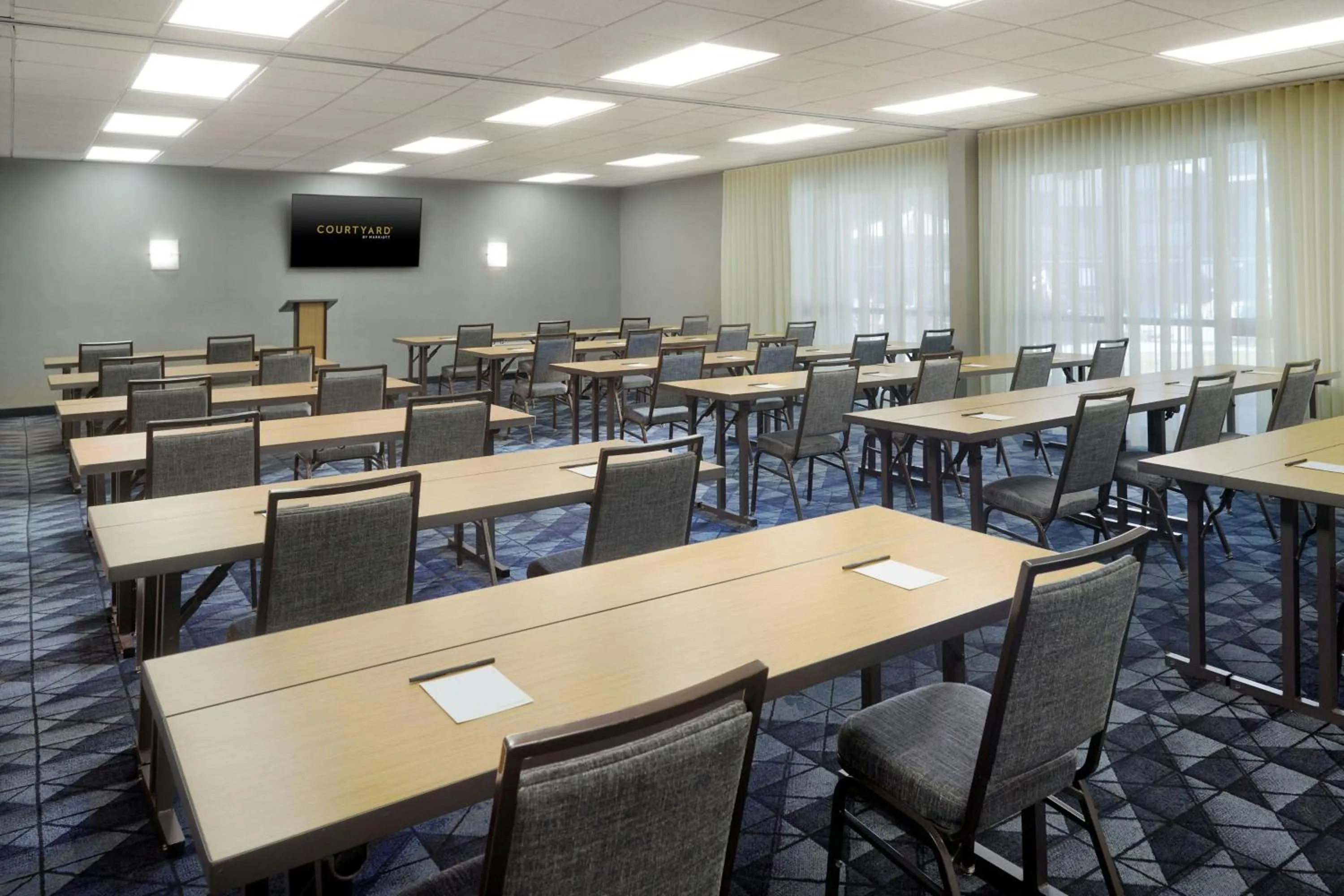 Meeting/conference room in Courtyard by Marriott Perimeter Center