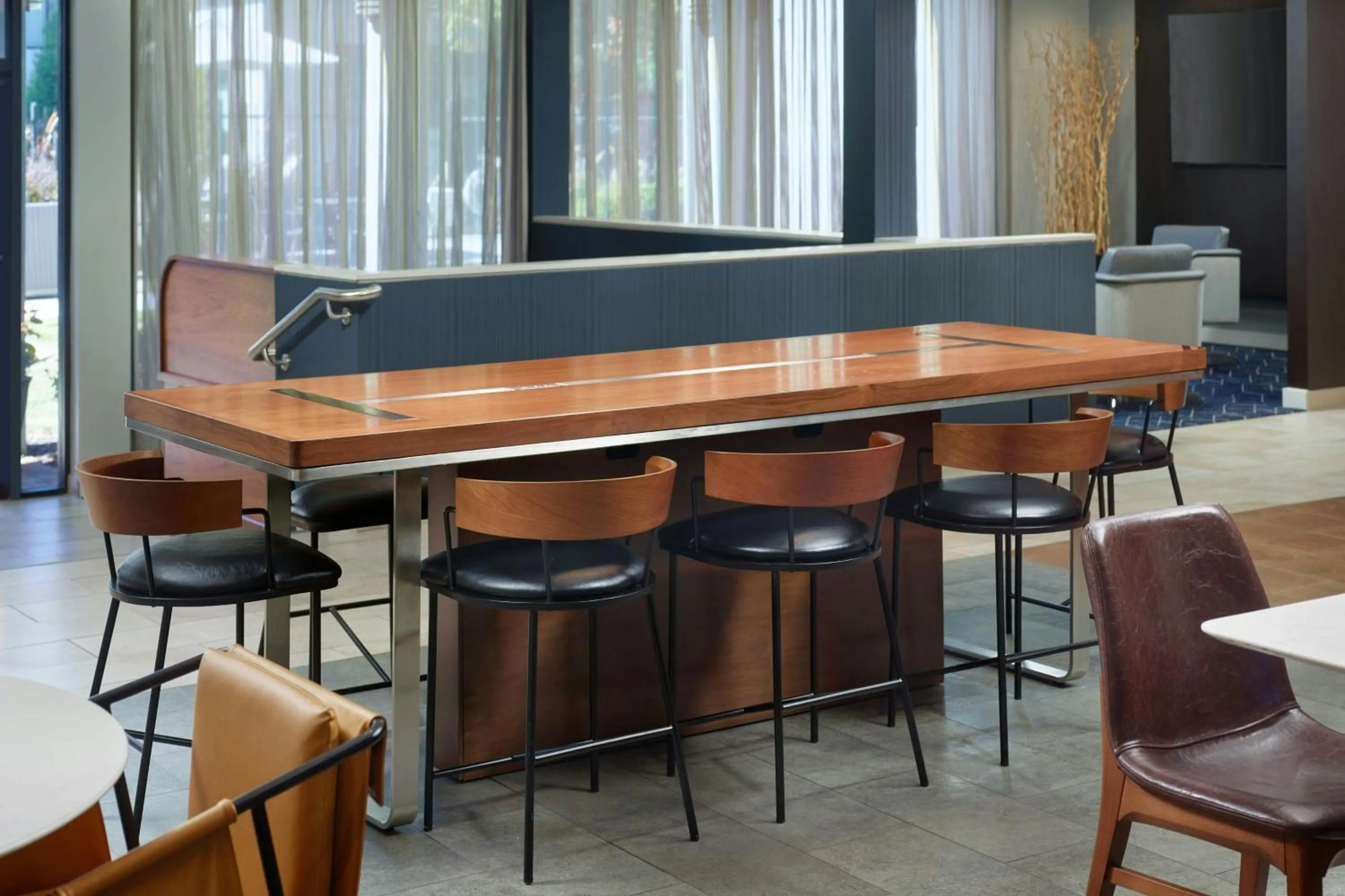 Lobby or reception in Courtyard by Marriott Perimeter Center