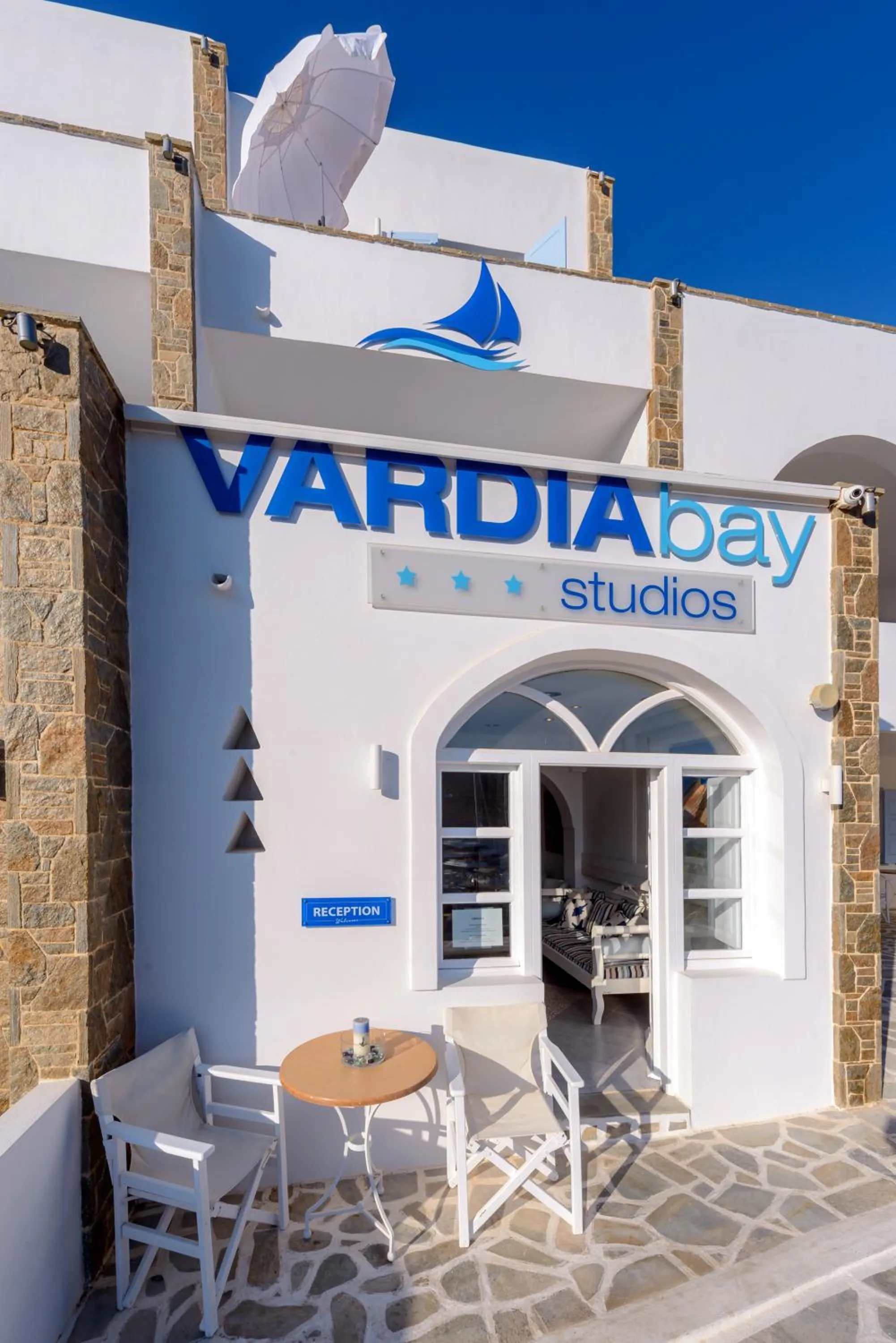 Facade/entrance in Vardia Bay Studios