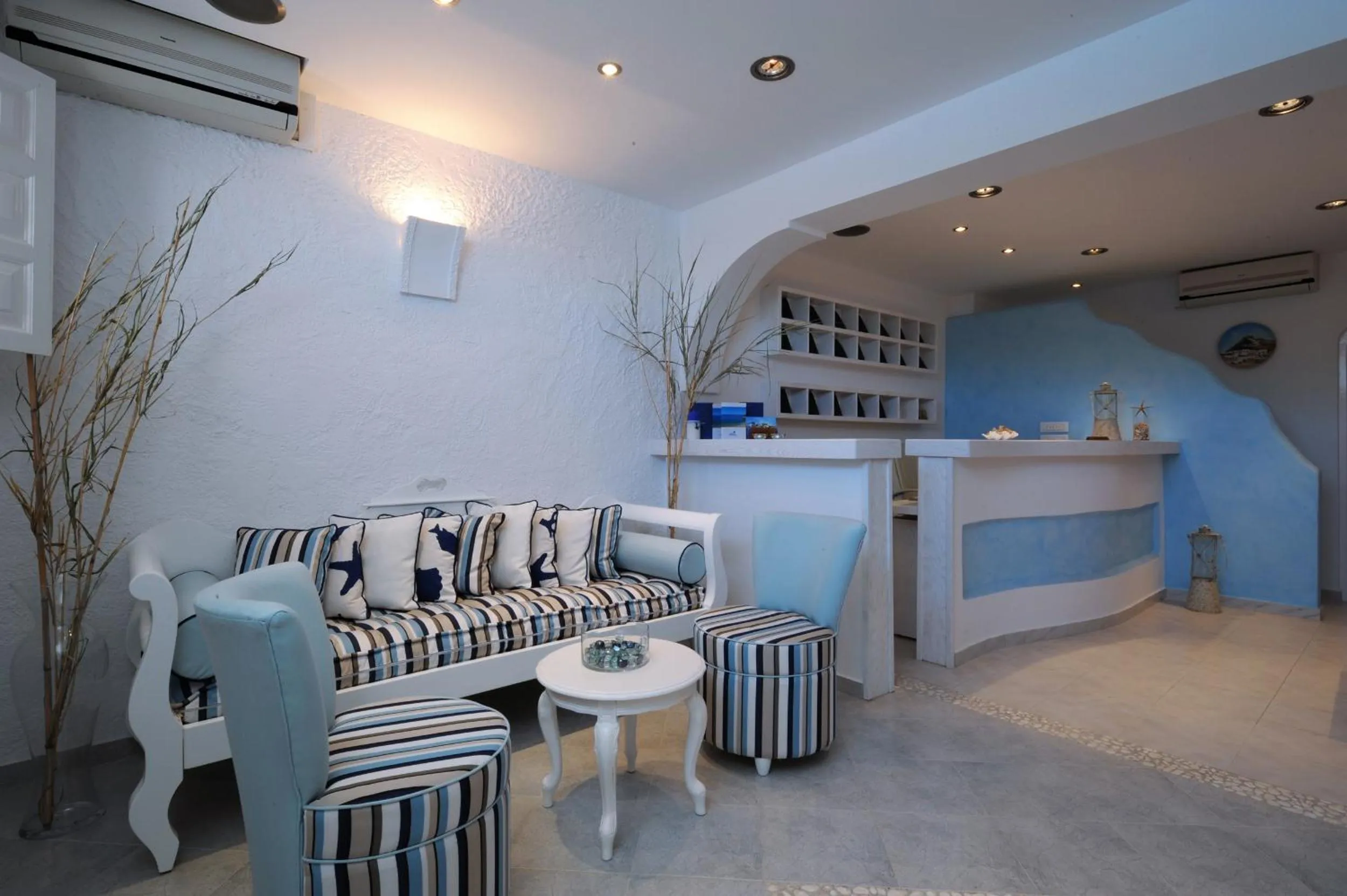 Lobby or reception in Vardia Bay Studios