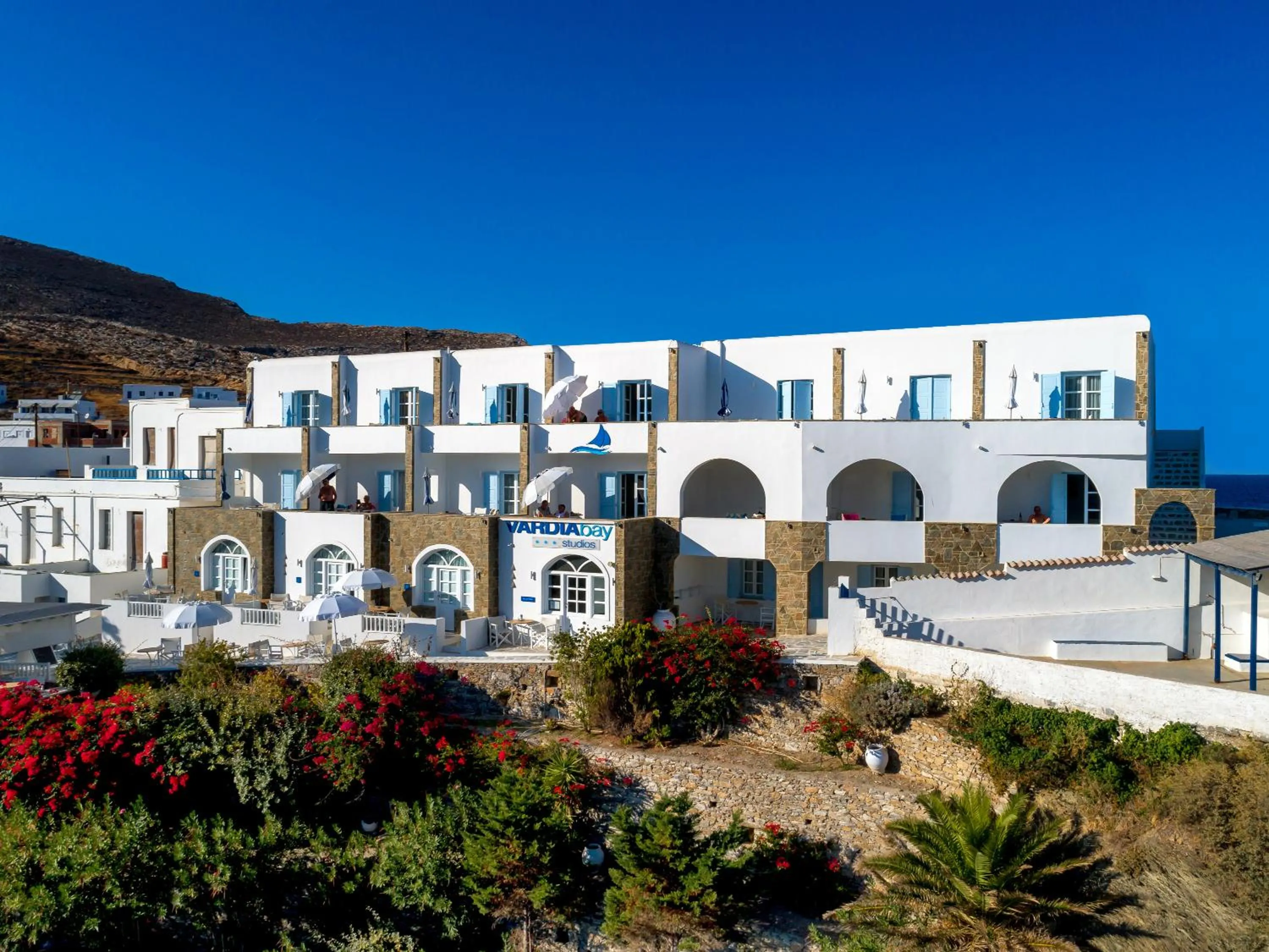 Facade/entrance in Vardia Bay Studios