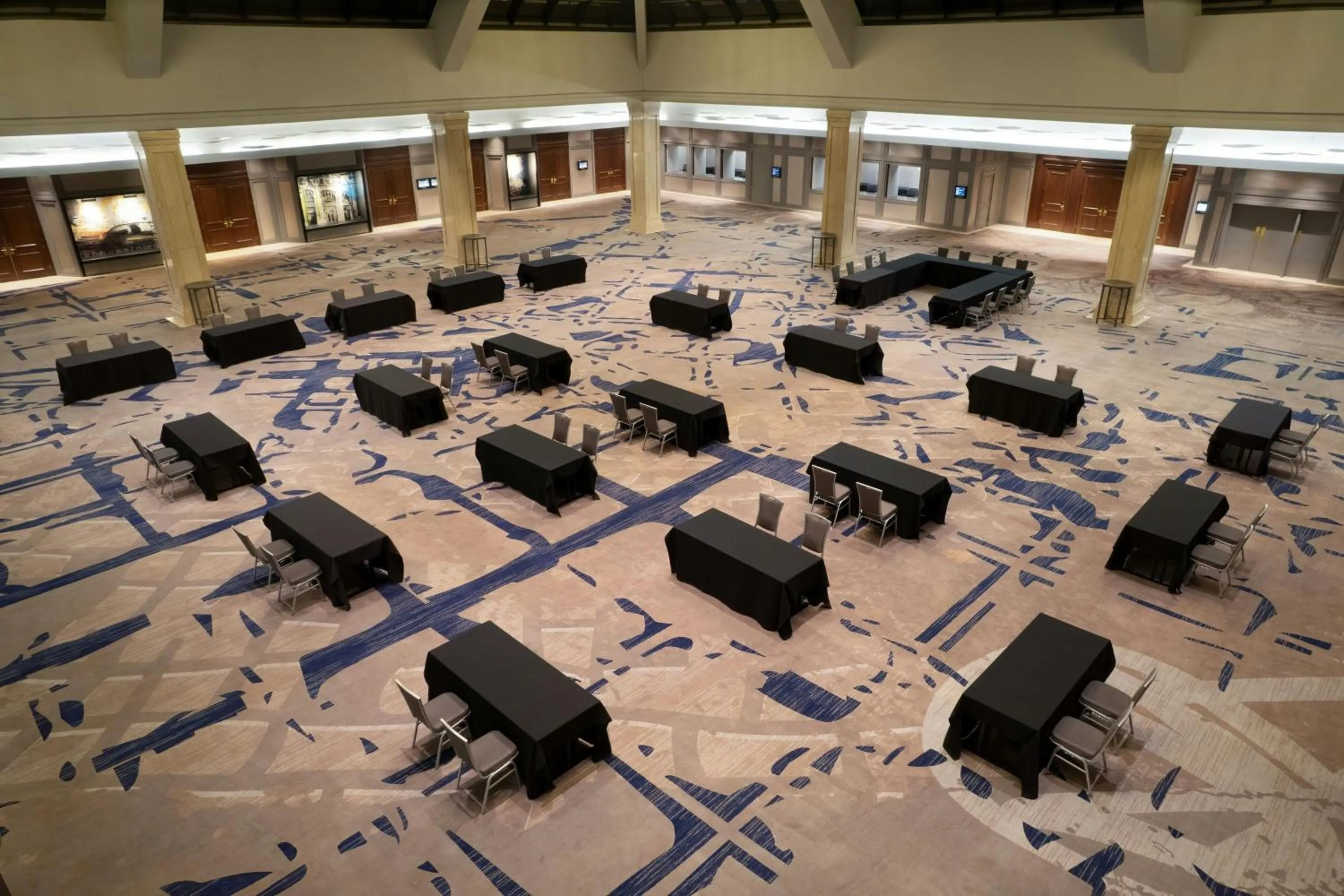 Meeting/conference room in Renaissance Atlanta Waverly Hotel & Convention Center