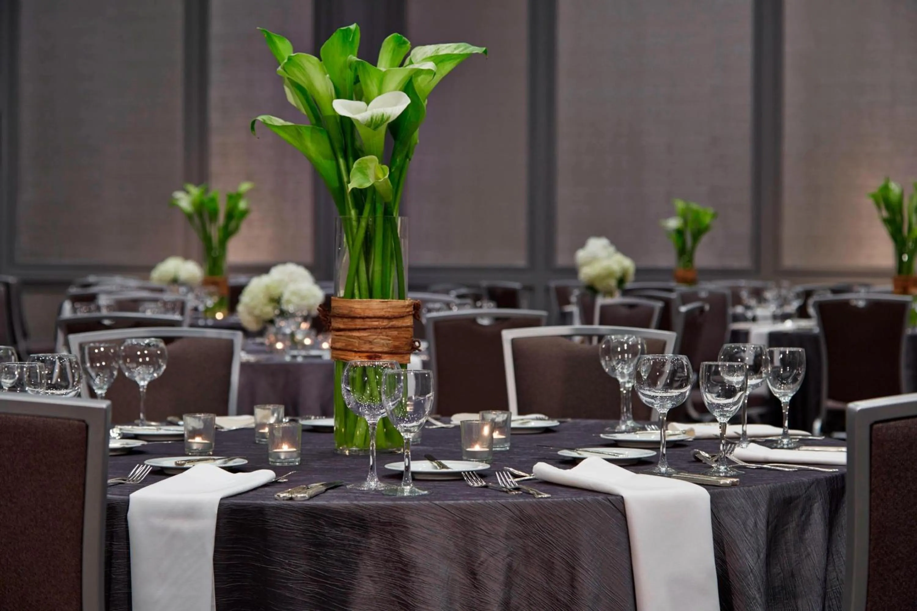 Meeting/conference room in Renaissance Atlanta Waverly Hotel & Convention Center
