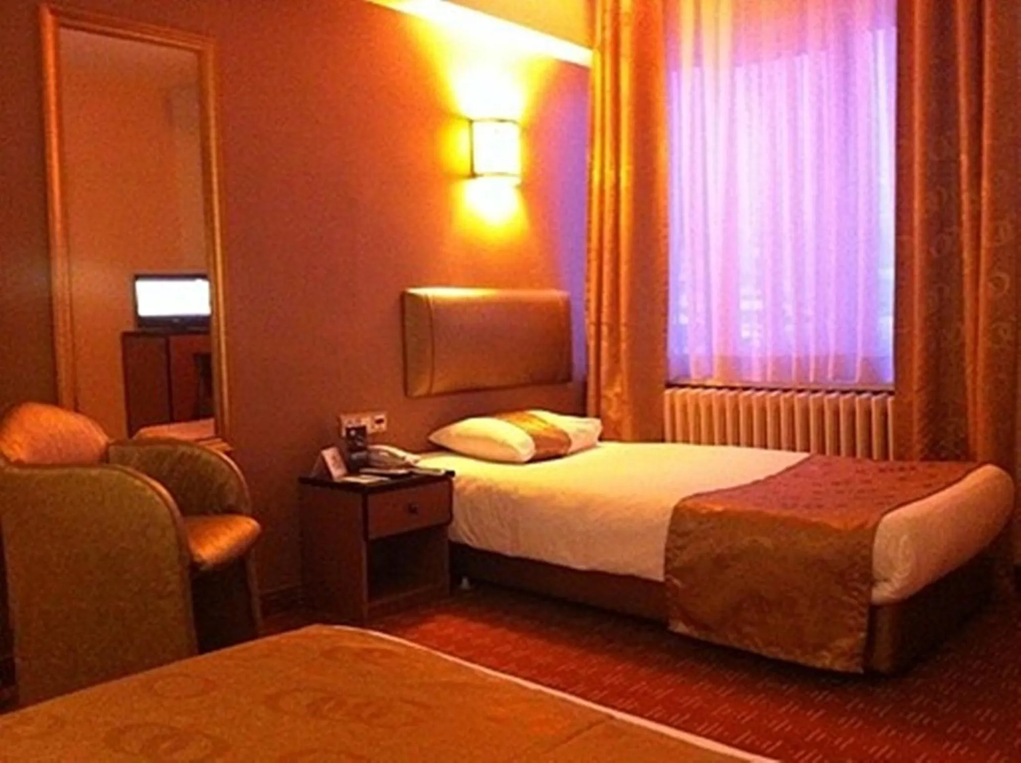 Photo of the whole room in Hotel Artiç