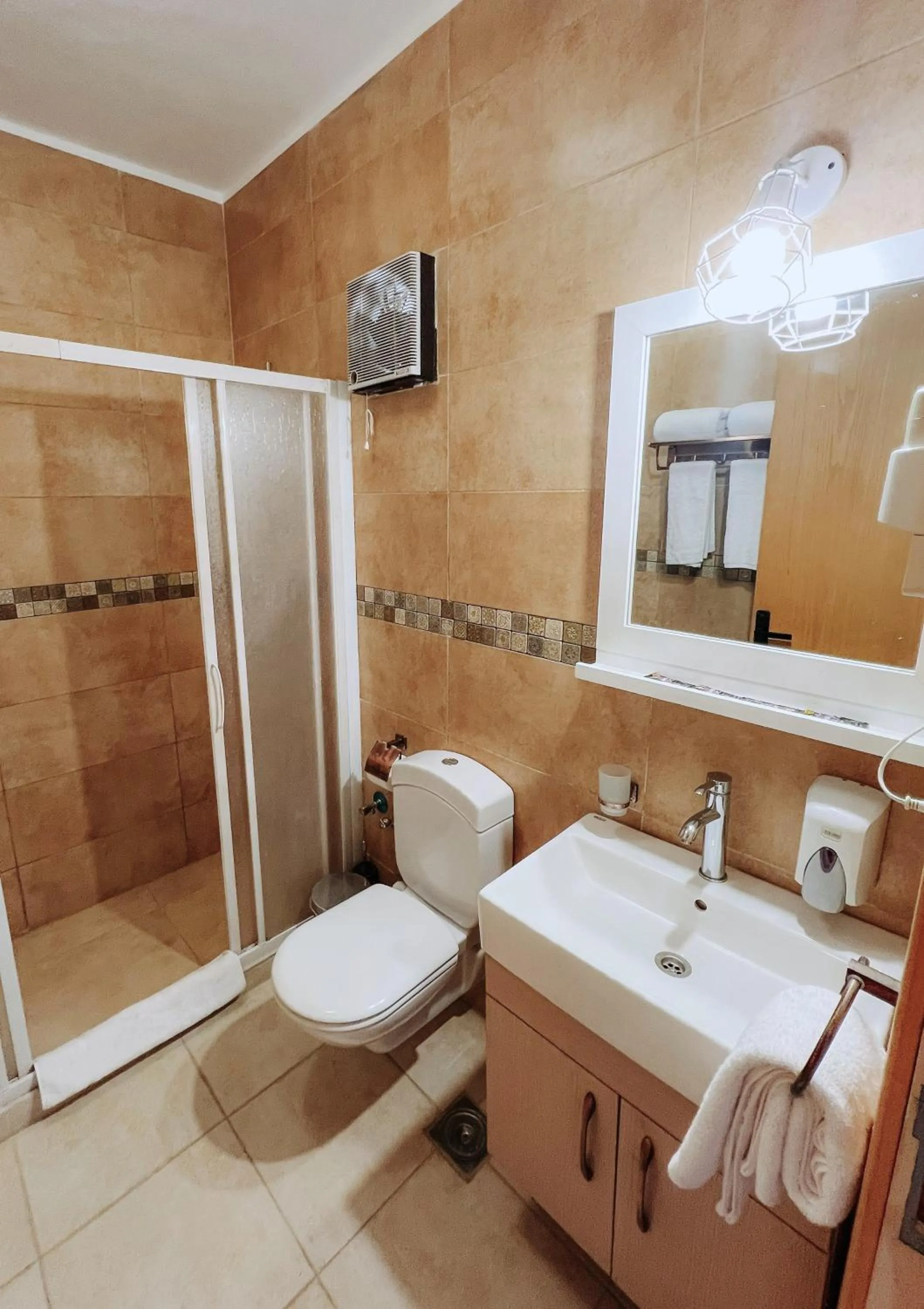 Shower in Mangrove Bay Resort