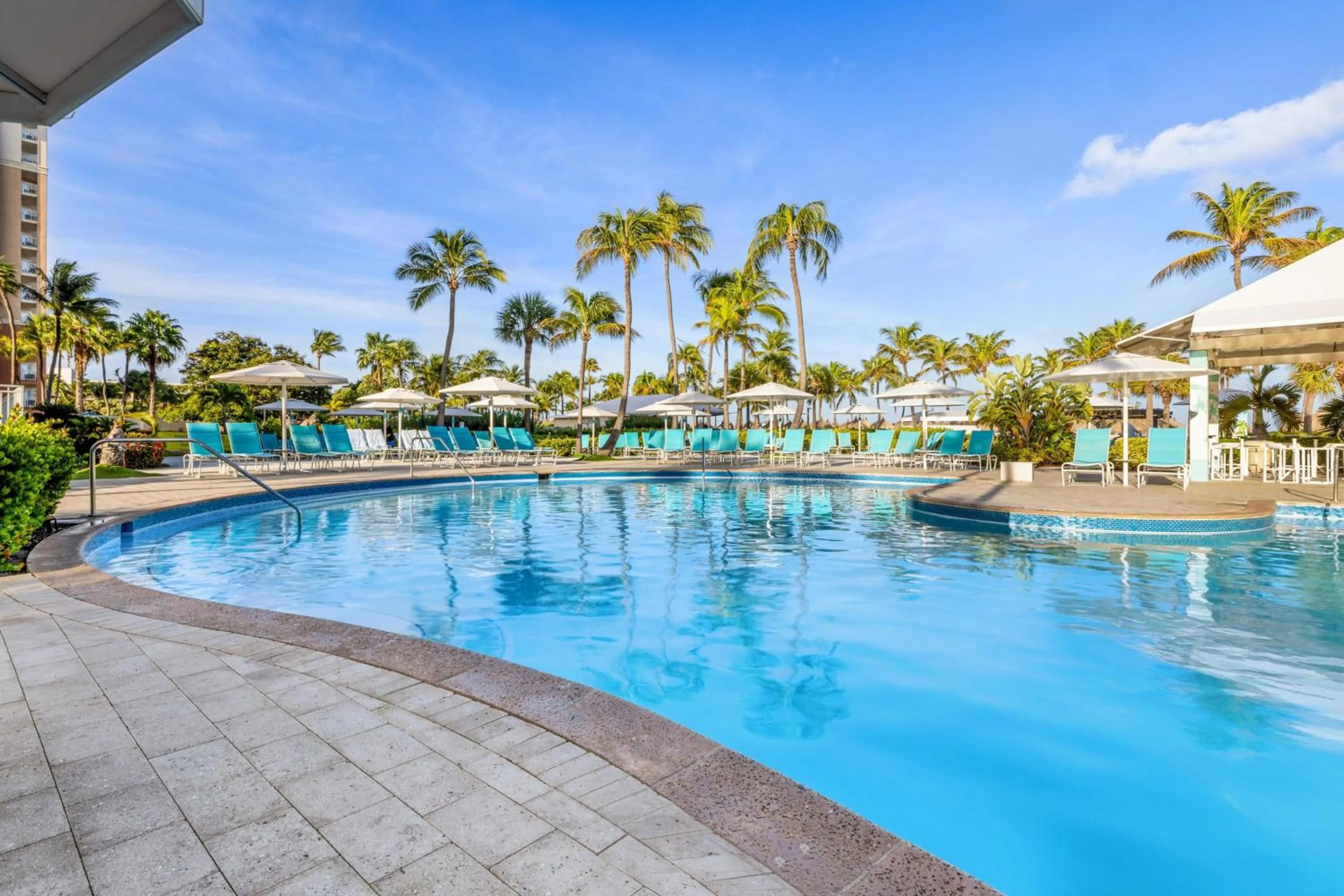 Swimming pool in Marriott's Aruba Ocean Club