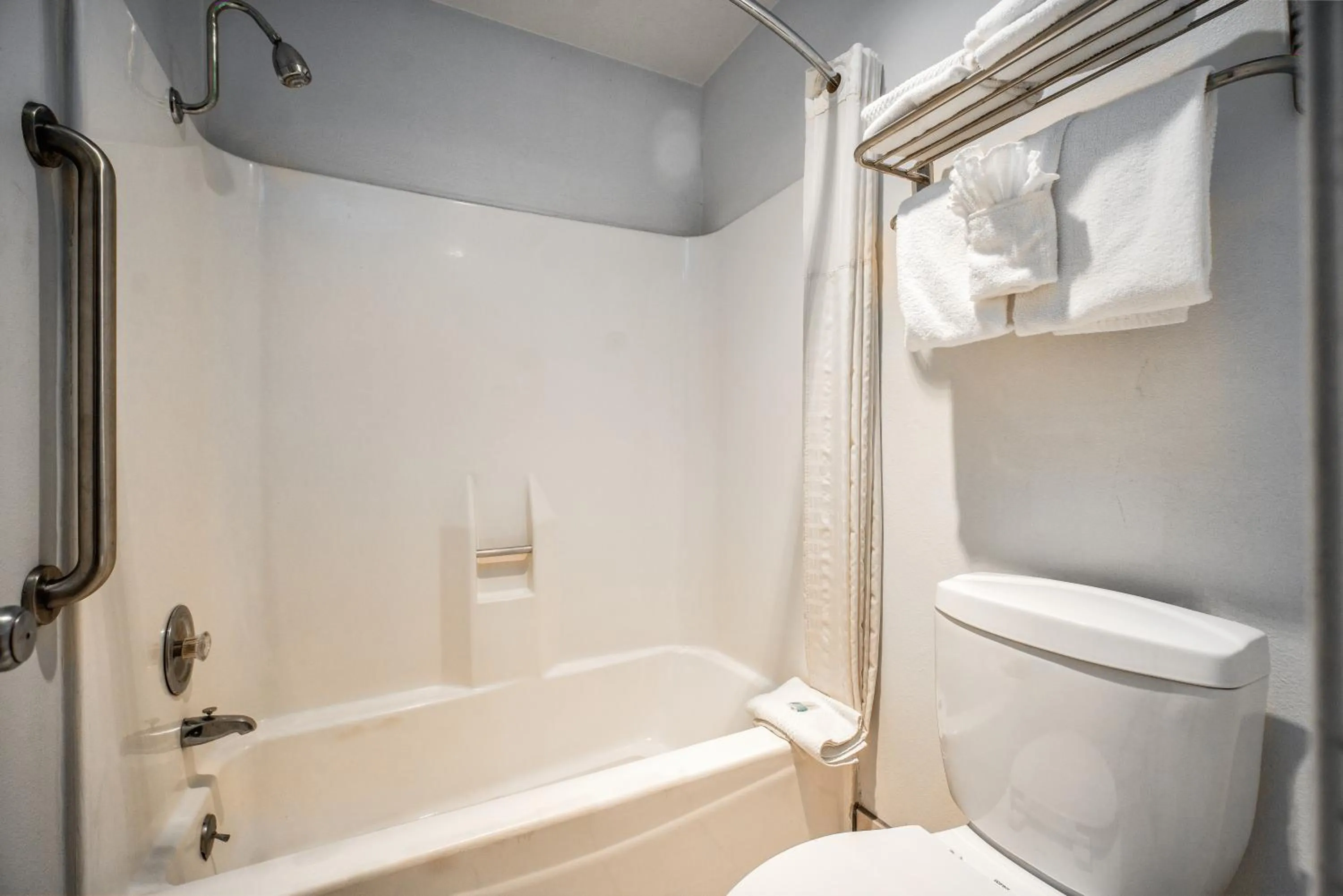 Bathroom in Quality Inn & Suites Buena Park Anaheim