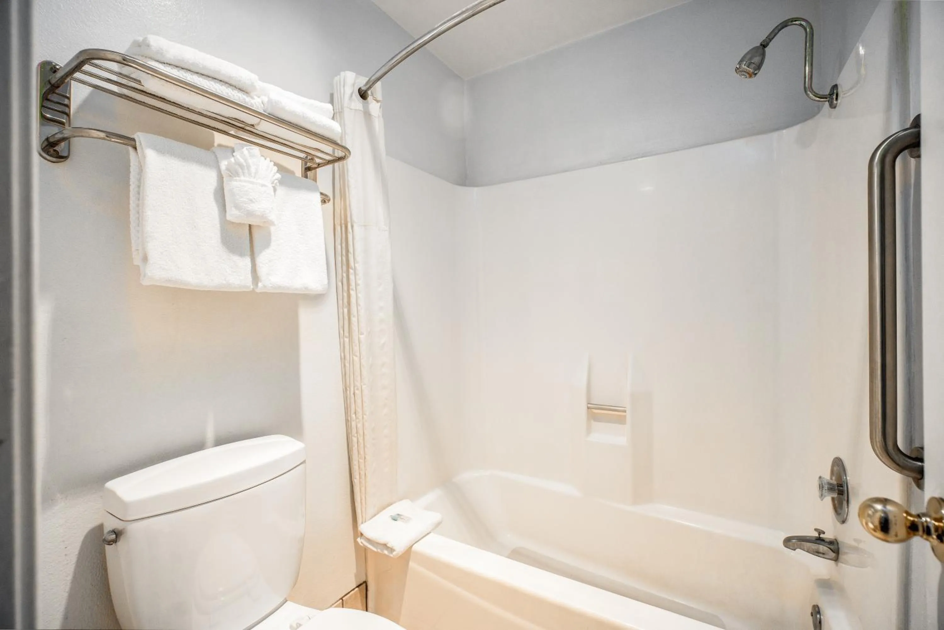 Bathroom in Quality Inn & Suites Buena Park Anaheim