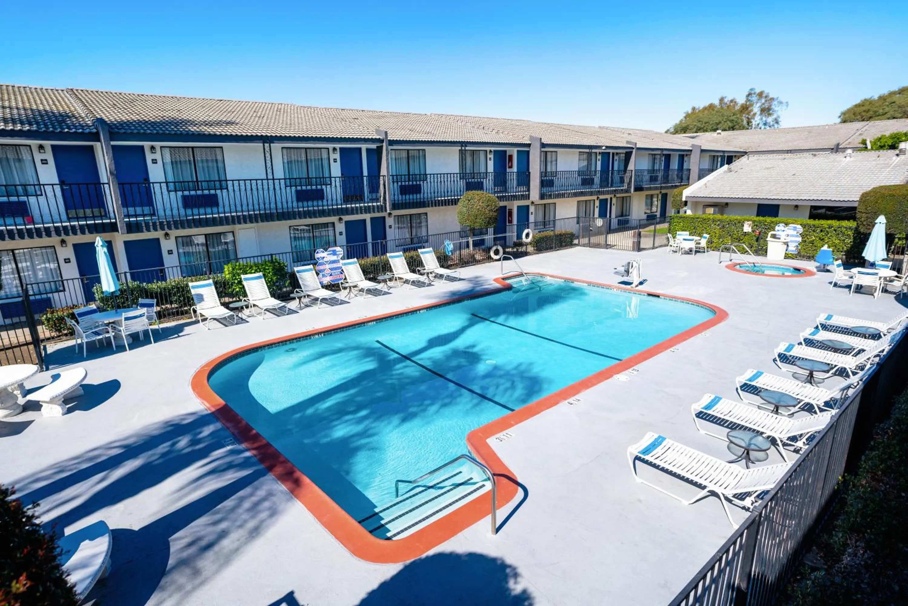 Swimming Pool in Quality Inn & Suites Buena Park Anaheim