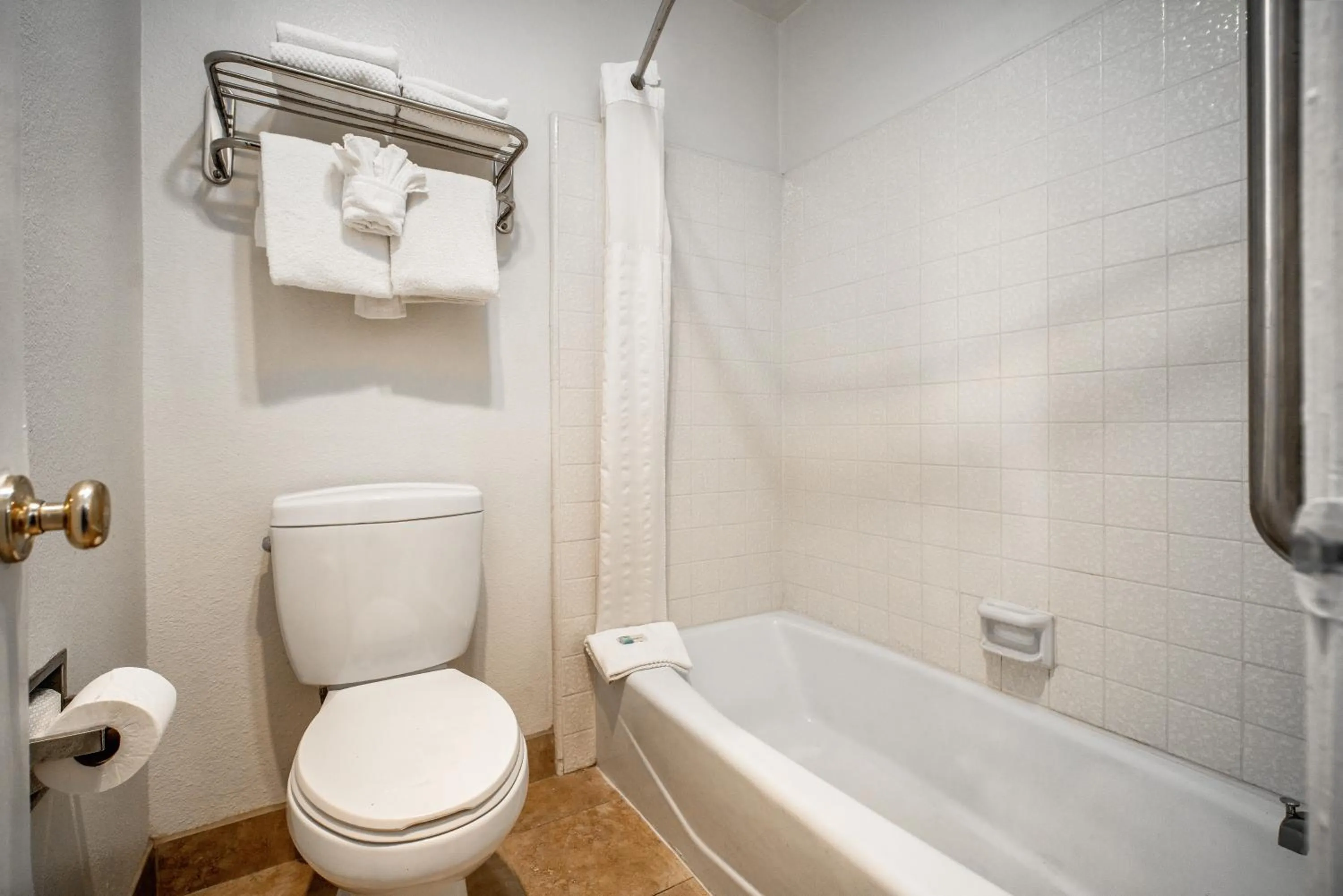 Bathroom in Quality Inn & Suites Buena Park Anaheim