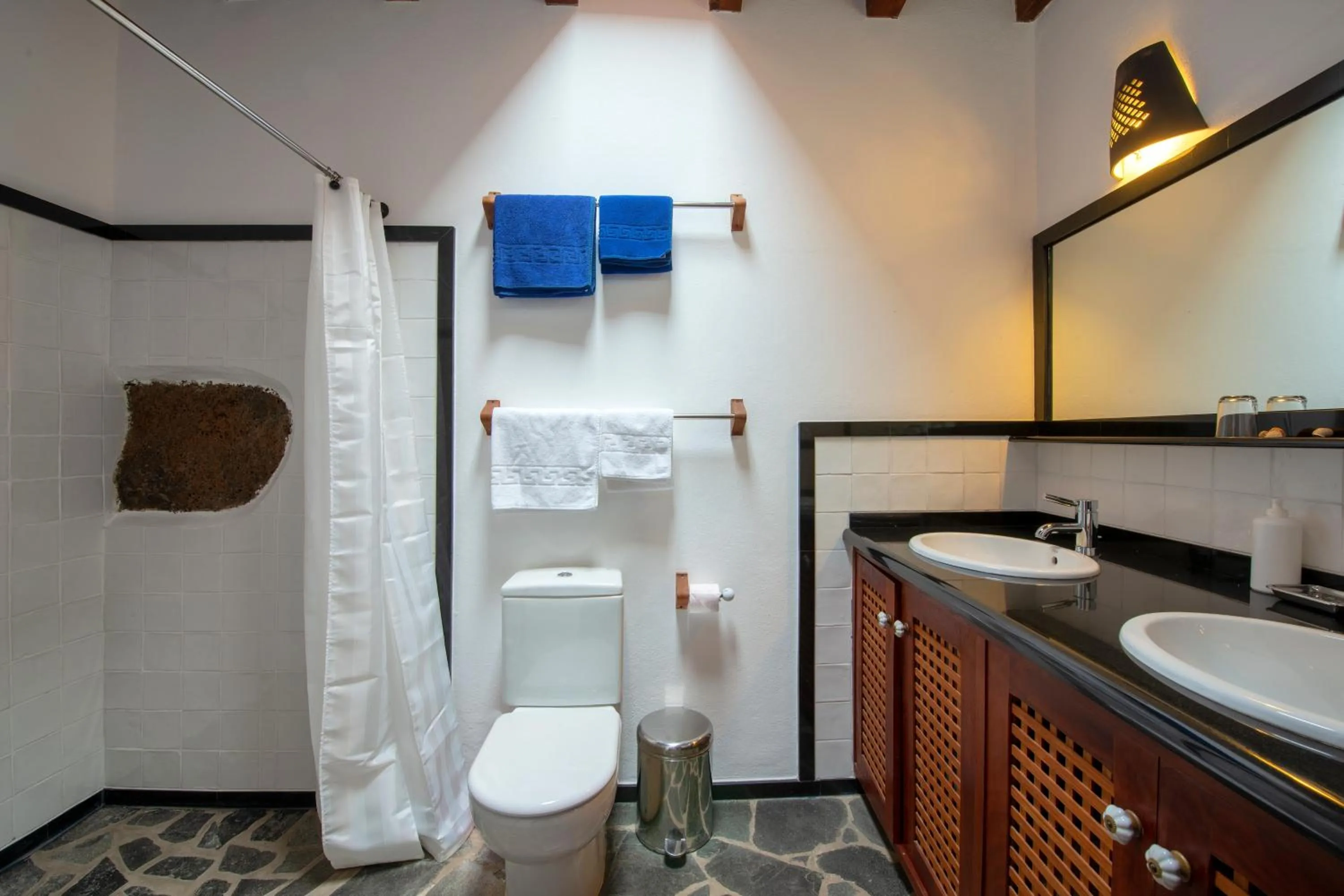 Bathroom in Villa El Inti