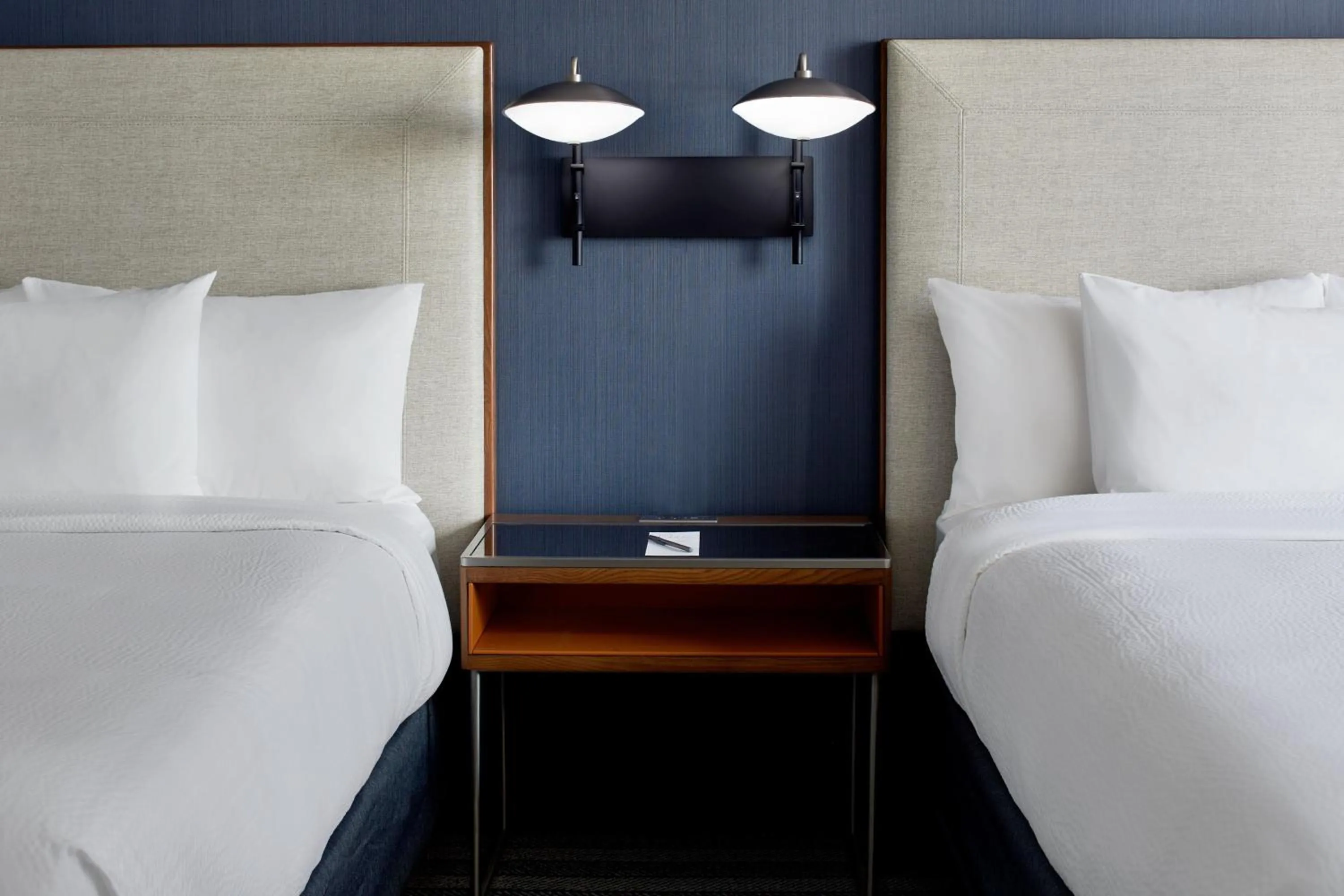 Photo of the whole room, Bed in Courtyard by Marriott Nashville Downtown