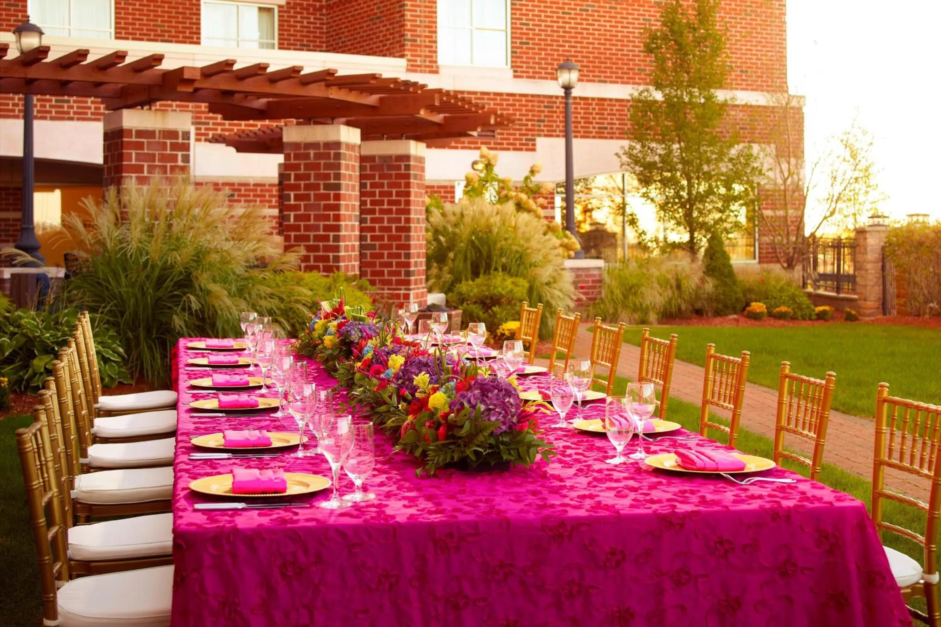 Lobby or reception in Marriott Boston Quincy
