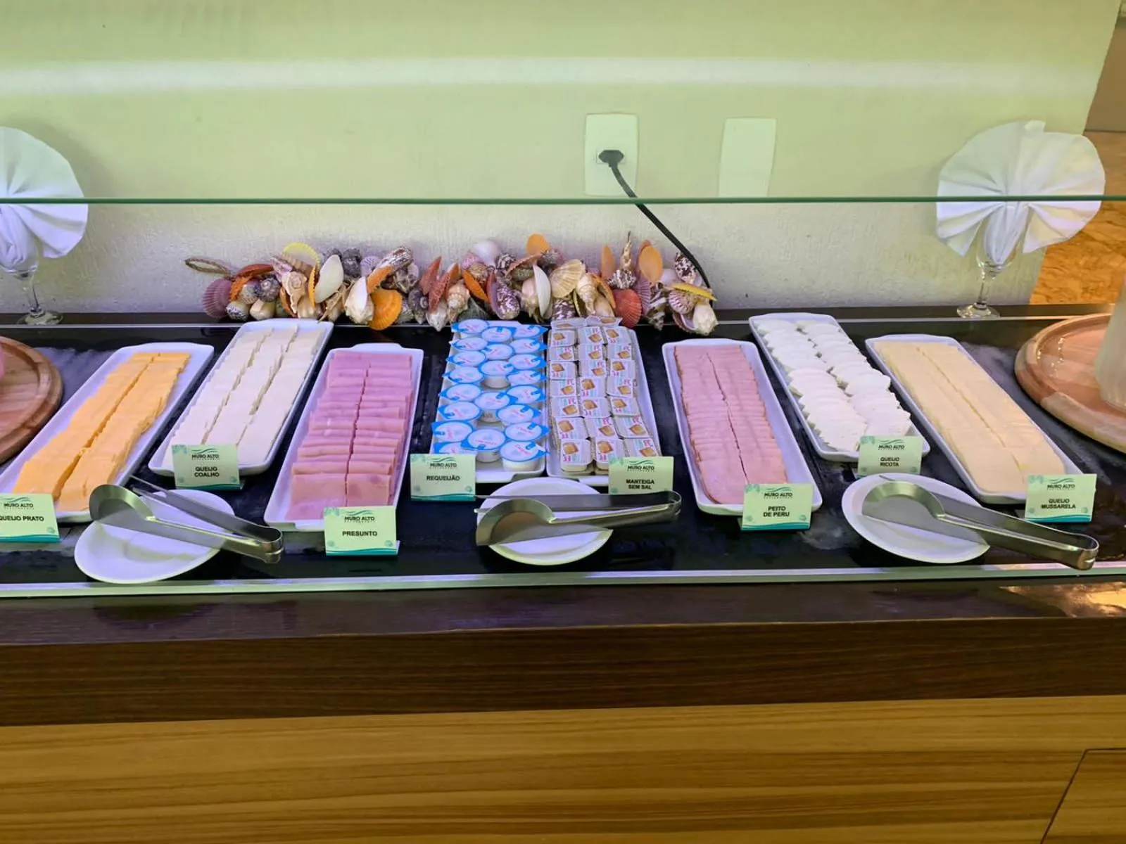 Buffet breakfast in Marulhos Resort Porto de Galinhas