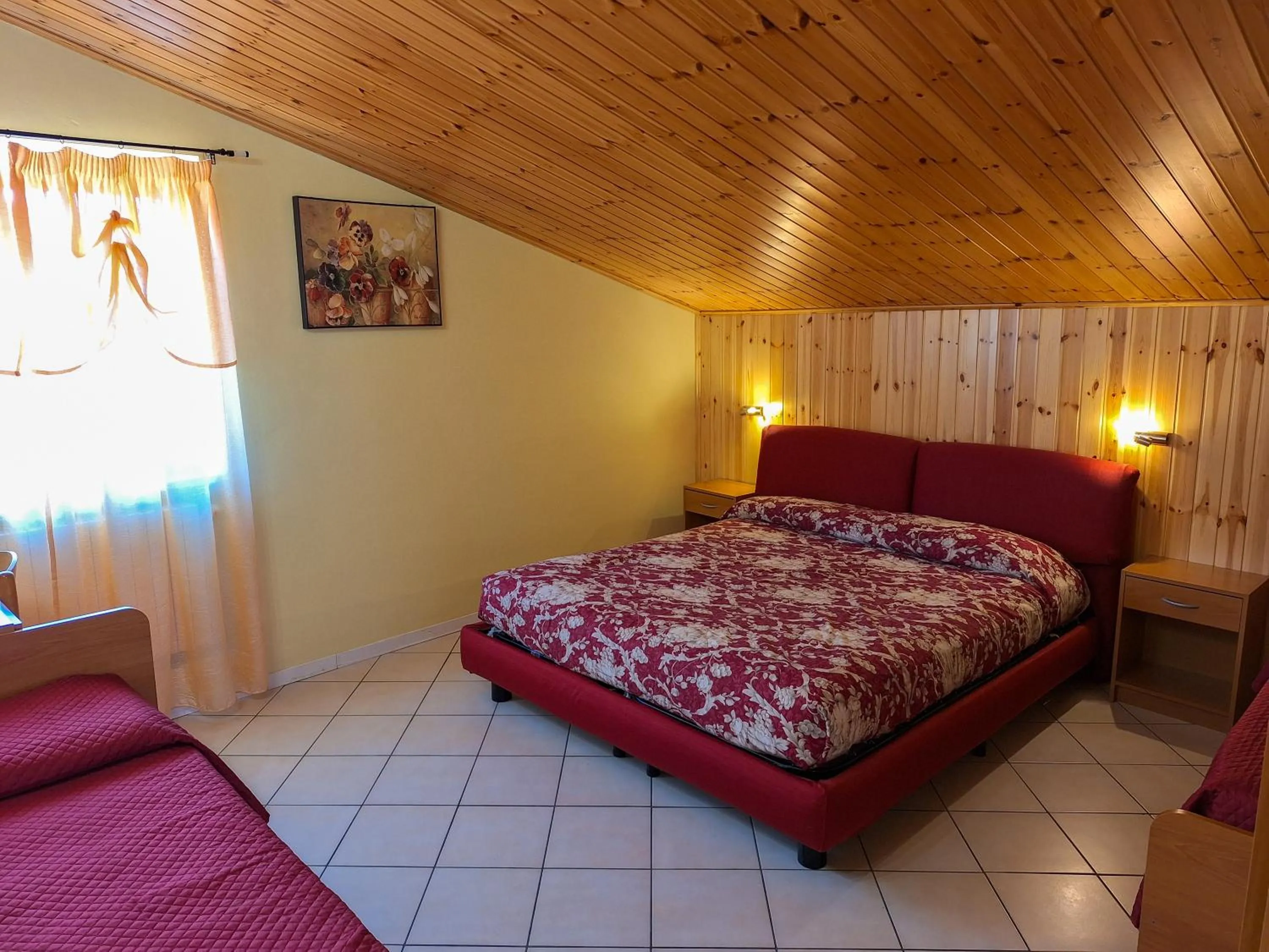 Bed in Bed & Breakfast "Il Ghiro"