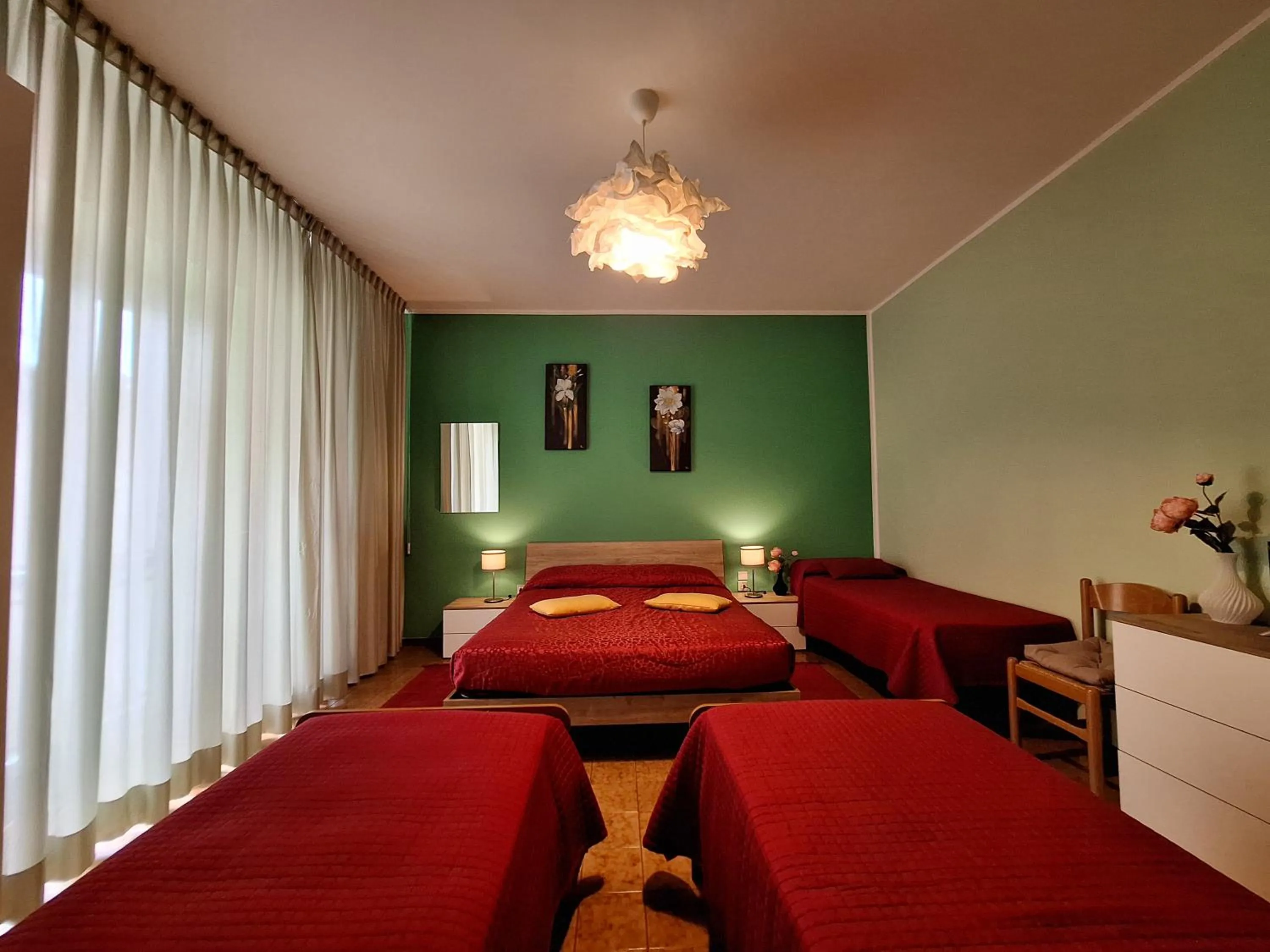 Bed in Bed & Breakfast "Il Ghiro"