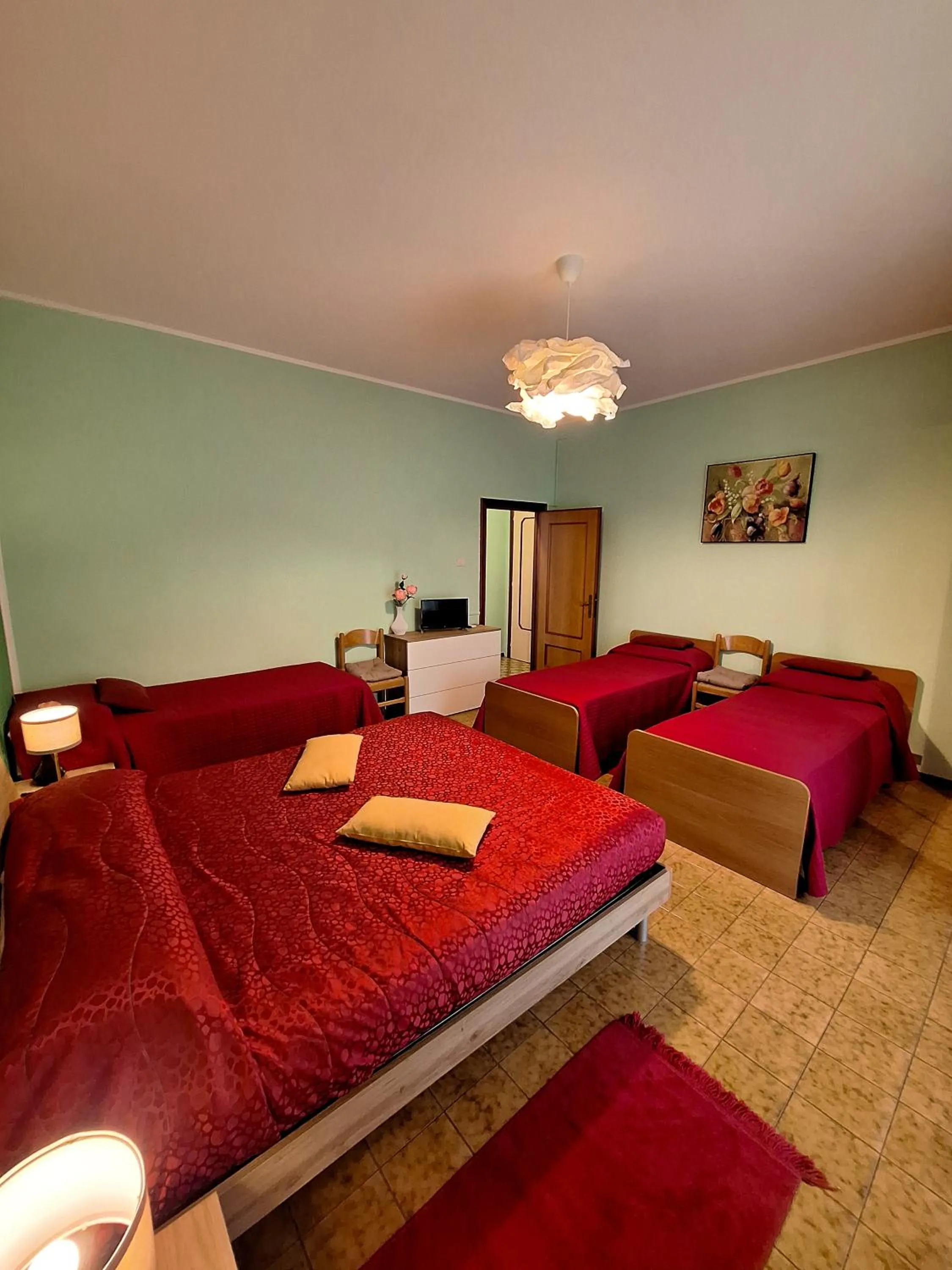 Bed in Bed & Breakfast "Il Ghiro"