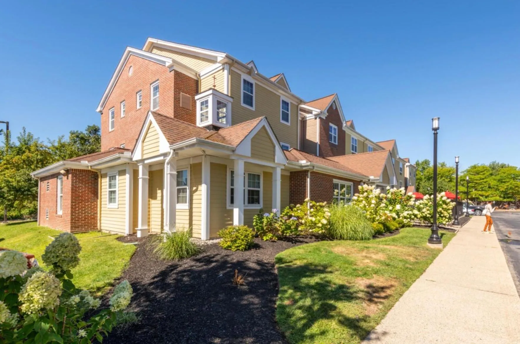 Property building in Residences at Tewksbury