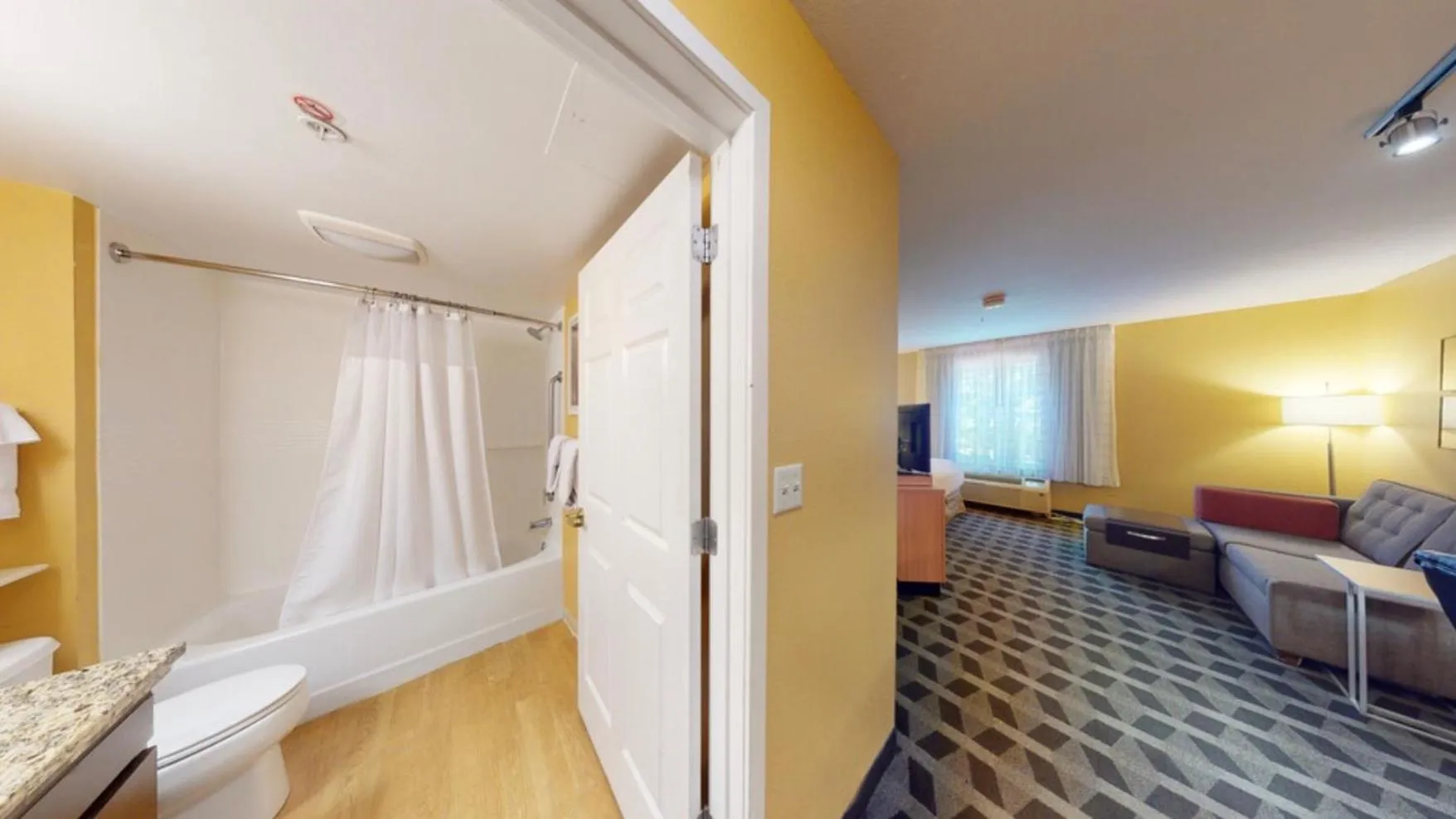 View (from property/room), Bed in Residences at Tewksbury