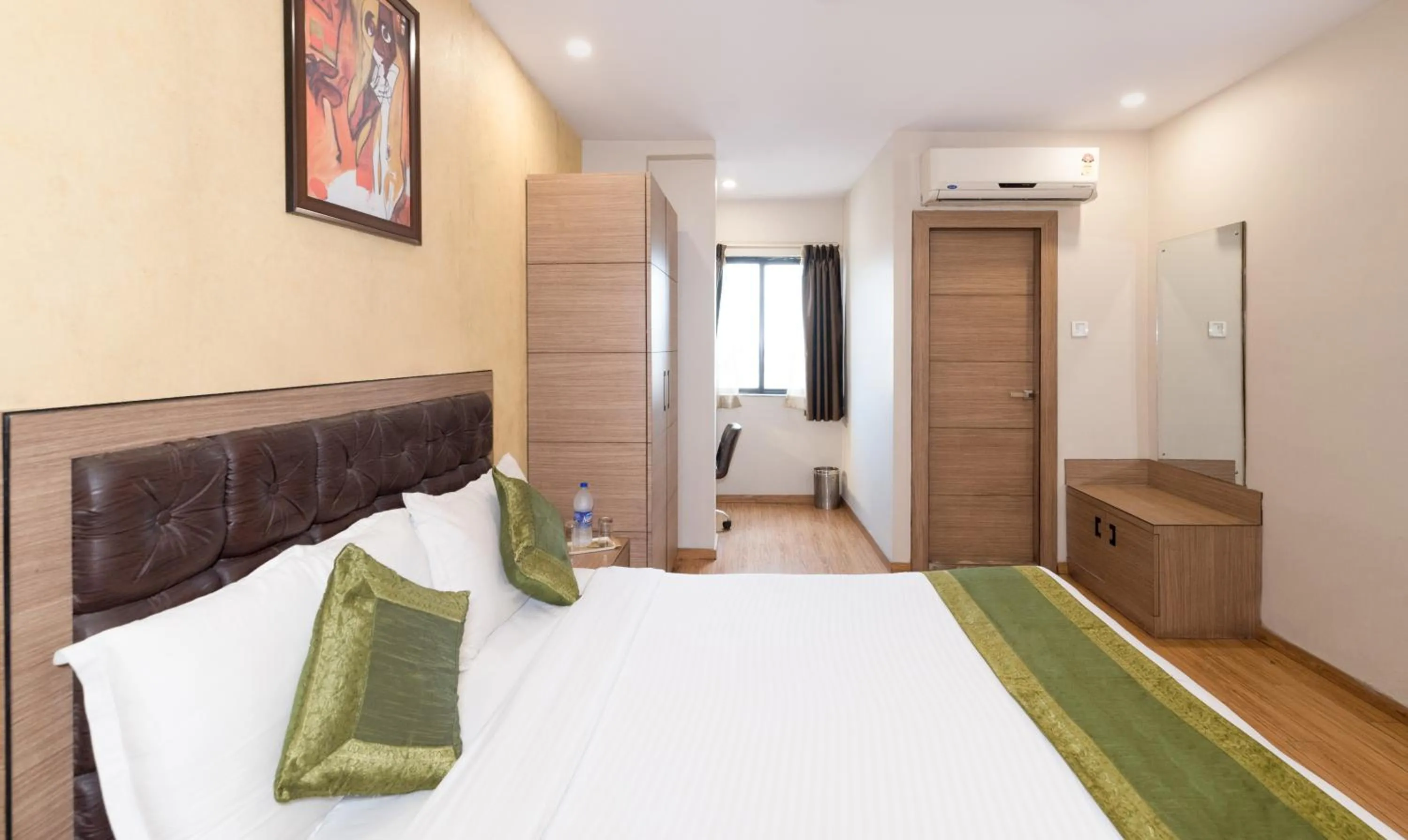 Bedroom in Treebo Pal Comfort