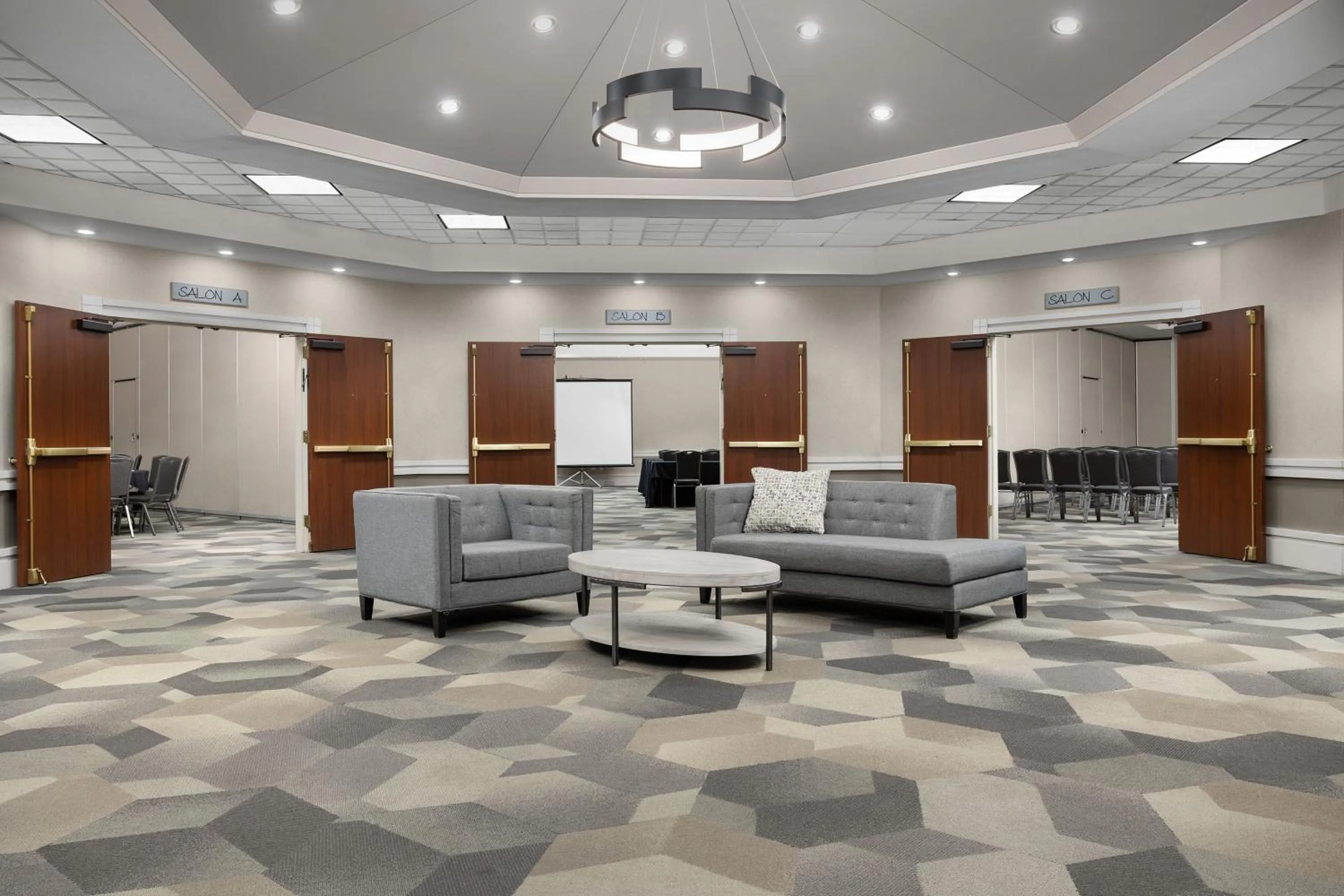 Meeting/conference room in SpringHill Suites Boston Peabody