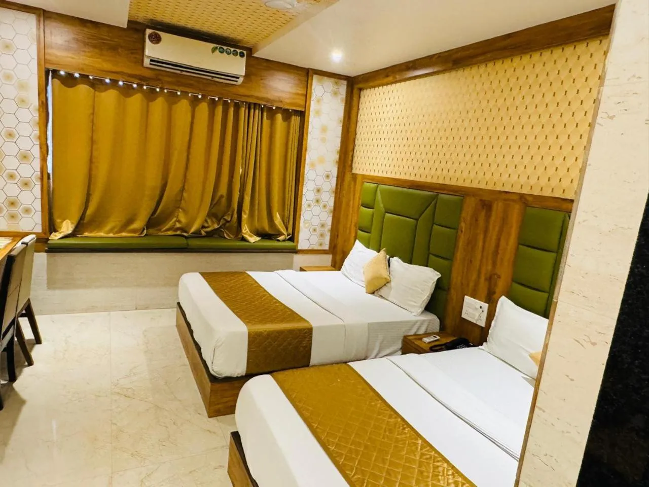 Bed in Hotel BKC Inn - Near Trade Center, Visa Consulate BKC